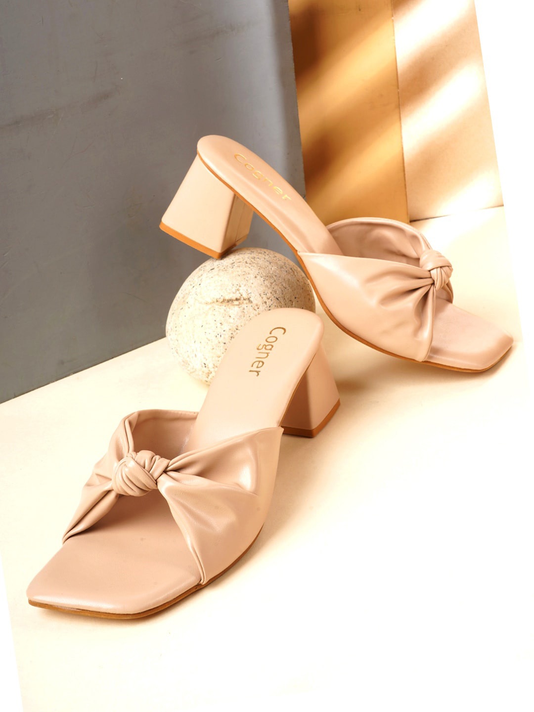 

Cogner Block Heels With Bows, Cream