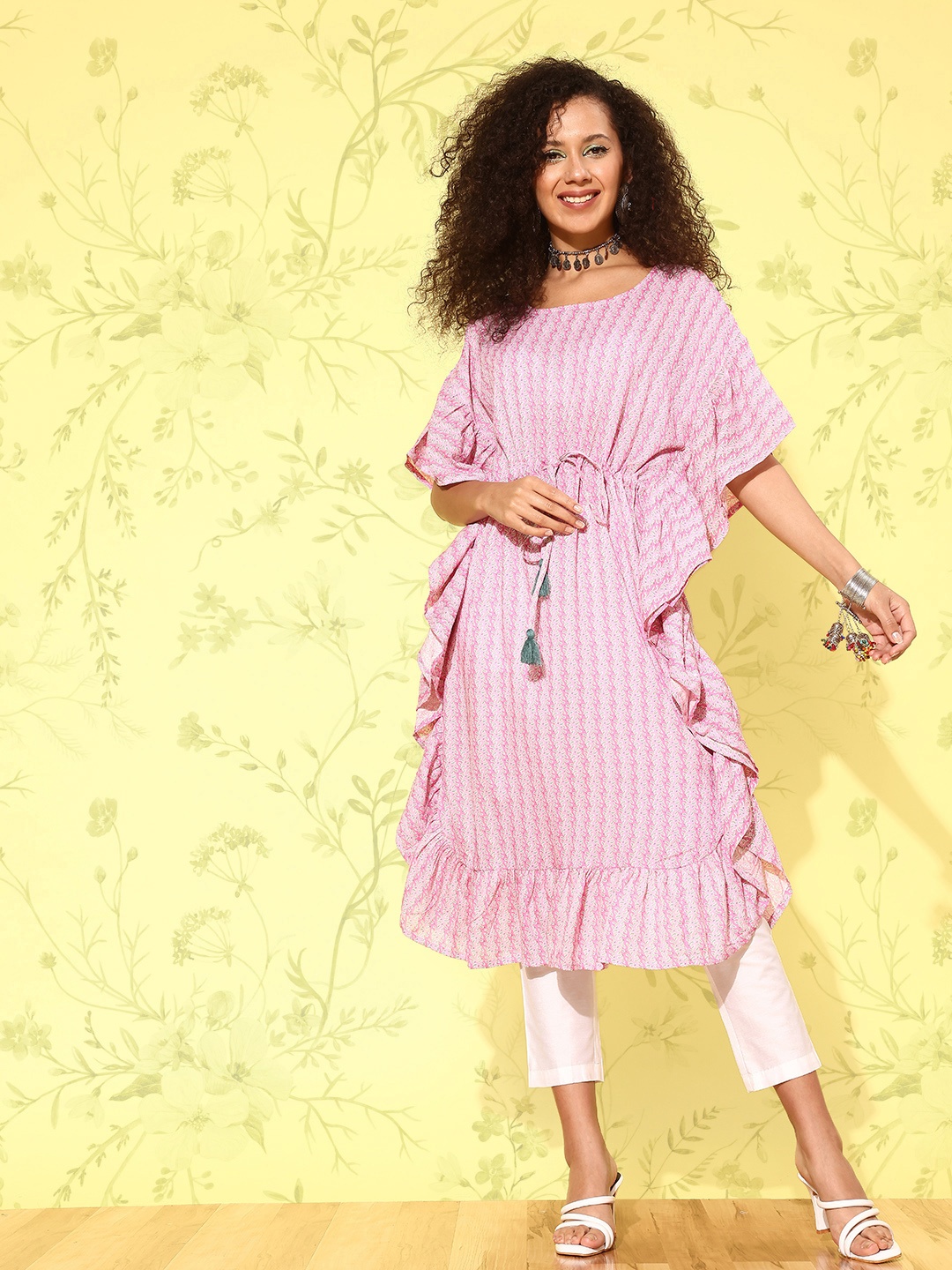 

Anouk Ruffles Kimono Sleeves Kaftan Karishma, Pink