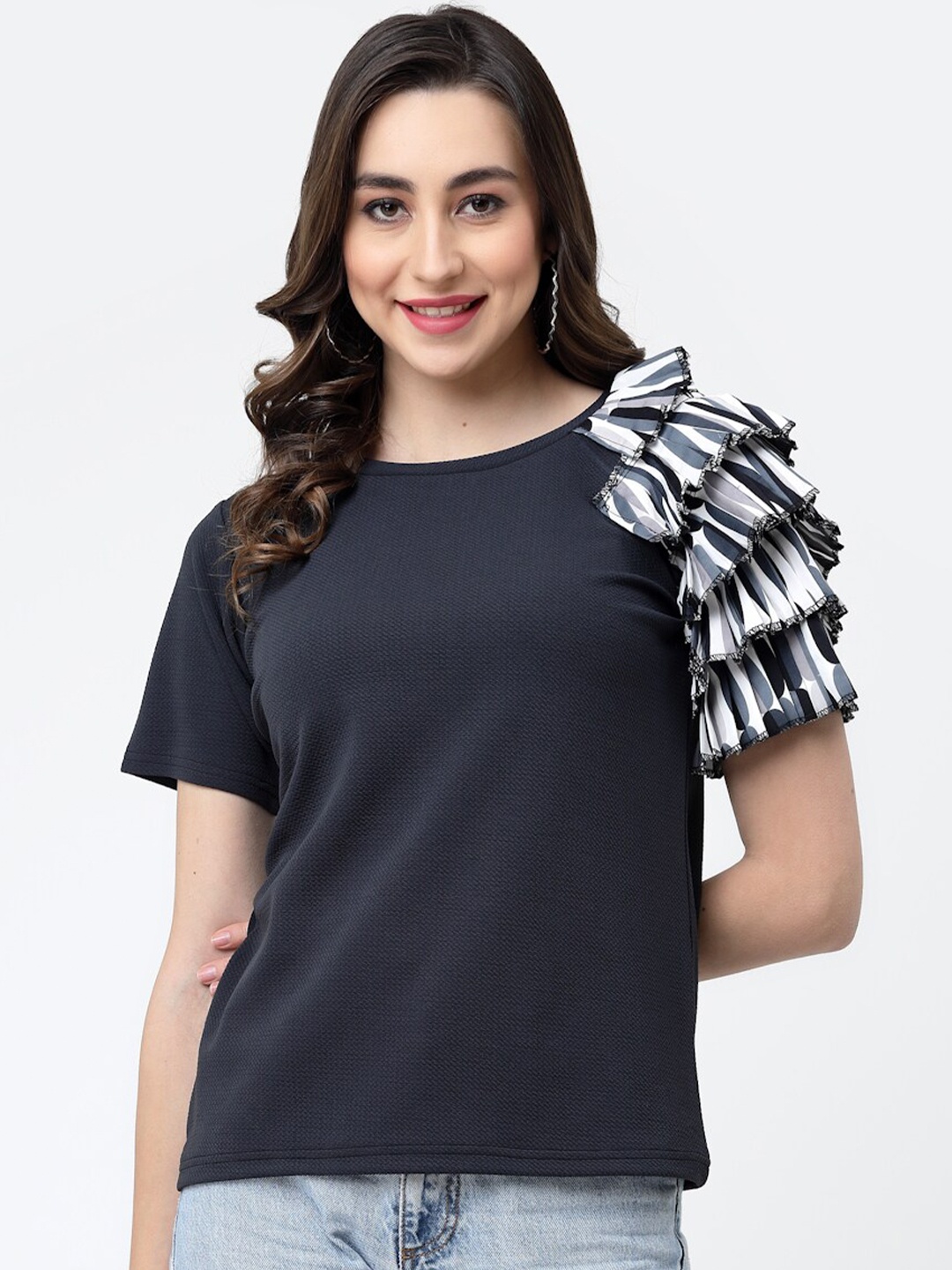 

MISS AYSE Round Neck Ruffles Top, Grey