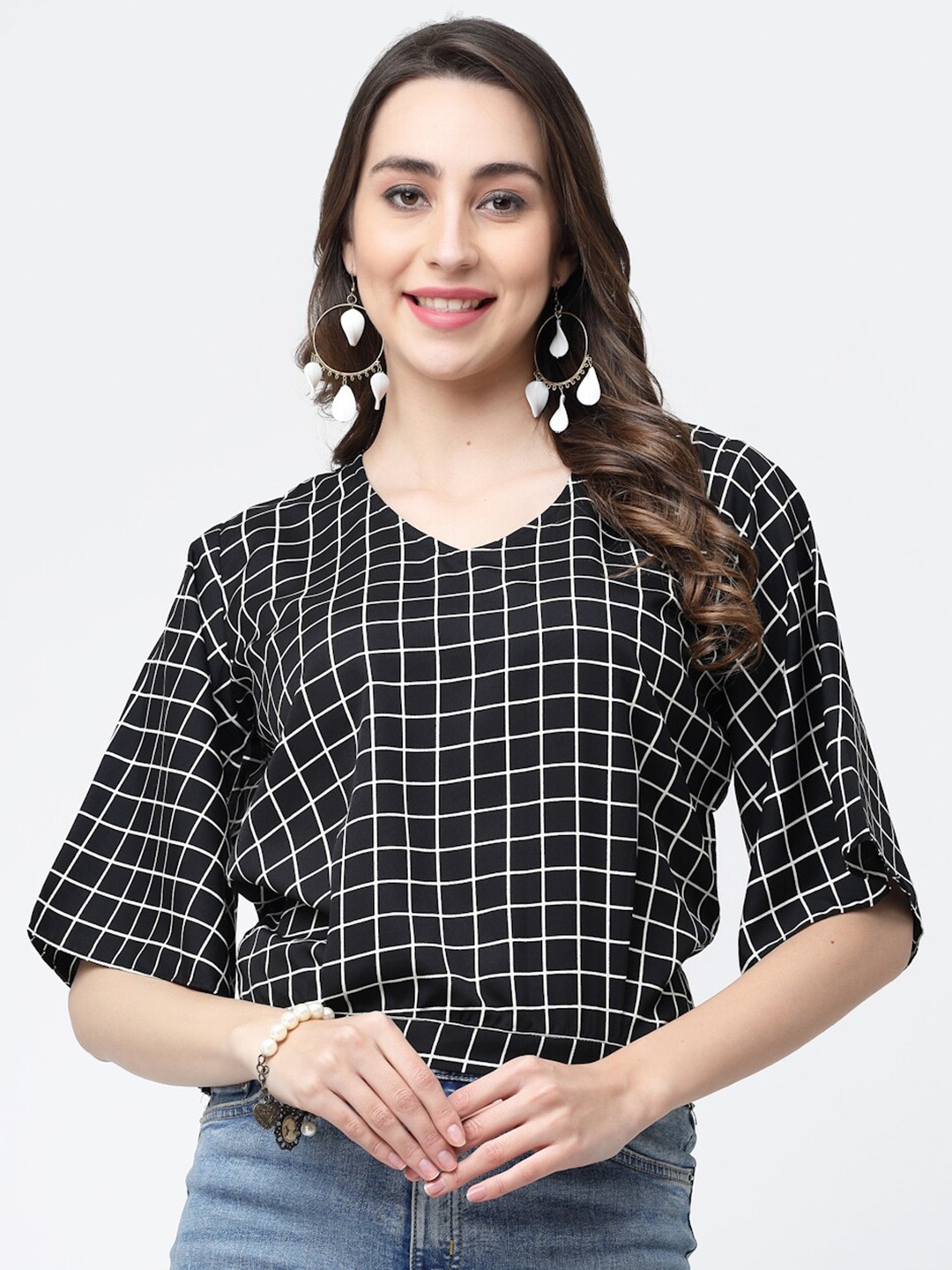 

MISS AYSE V-Neck Checked Top, Black