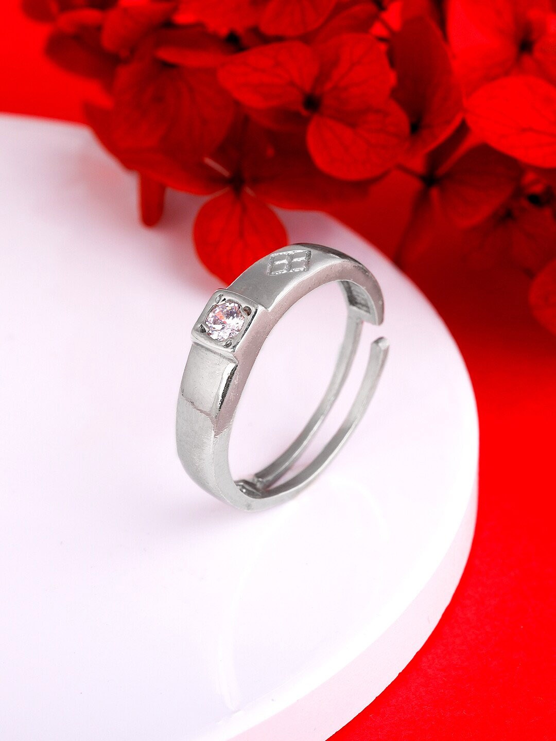 

GIVA Men Sterling Silver Rhodium-Plated CZ Studded Finger Ring
