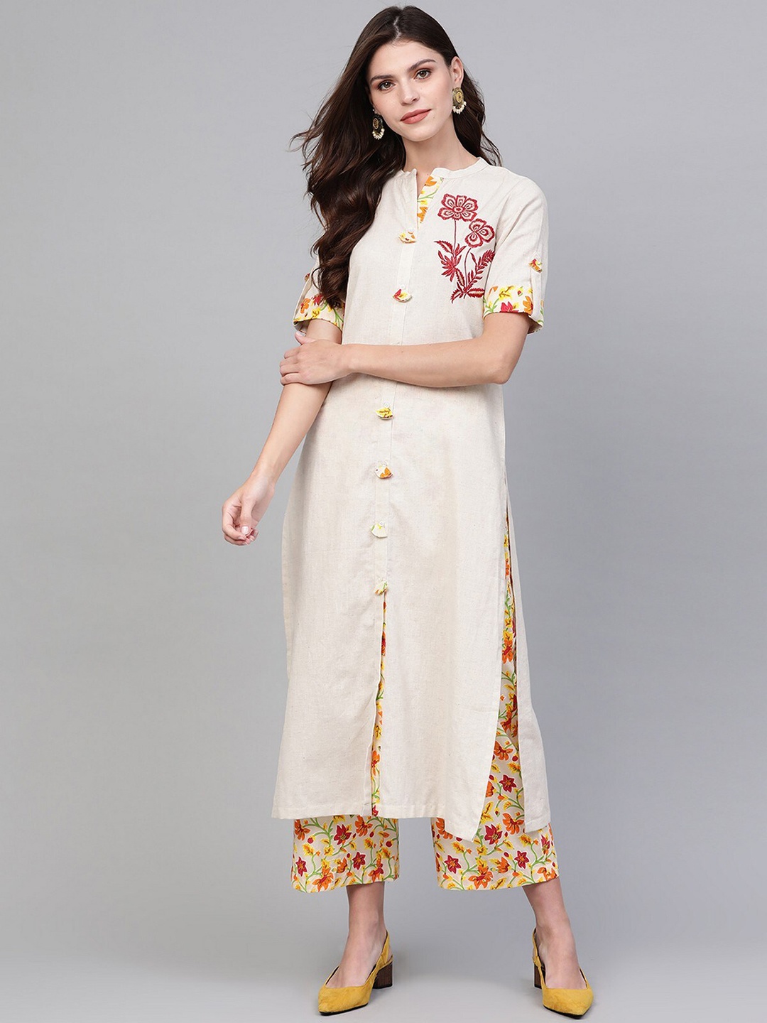 

Pannkh Women Floral Embroidered Pure Cotton Kurta With Palazzos, Beige