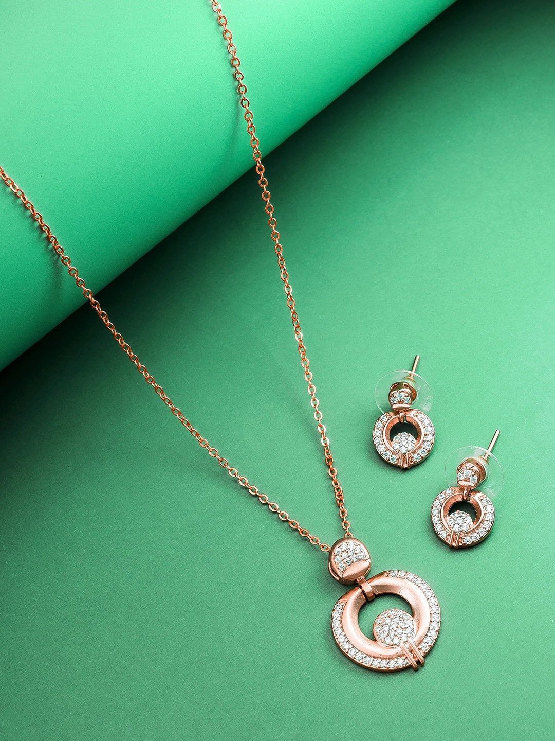 

aadita Rose Gold-Plated Stone Studded Jewellery Set