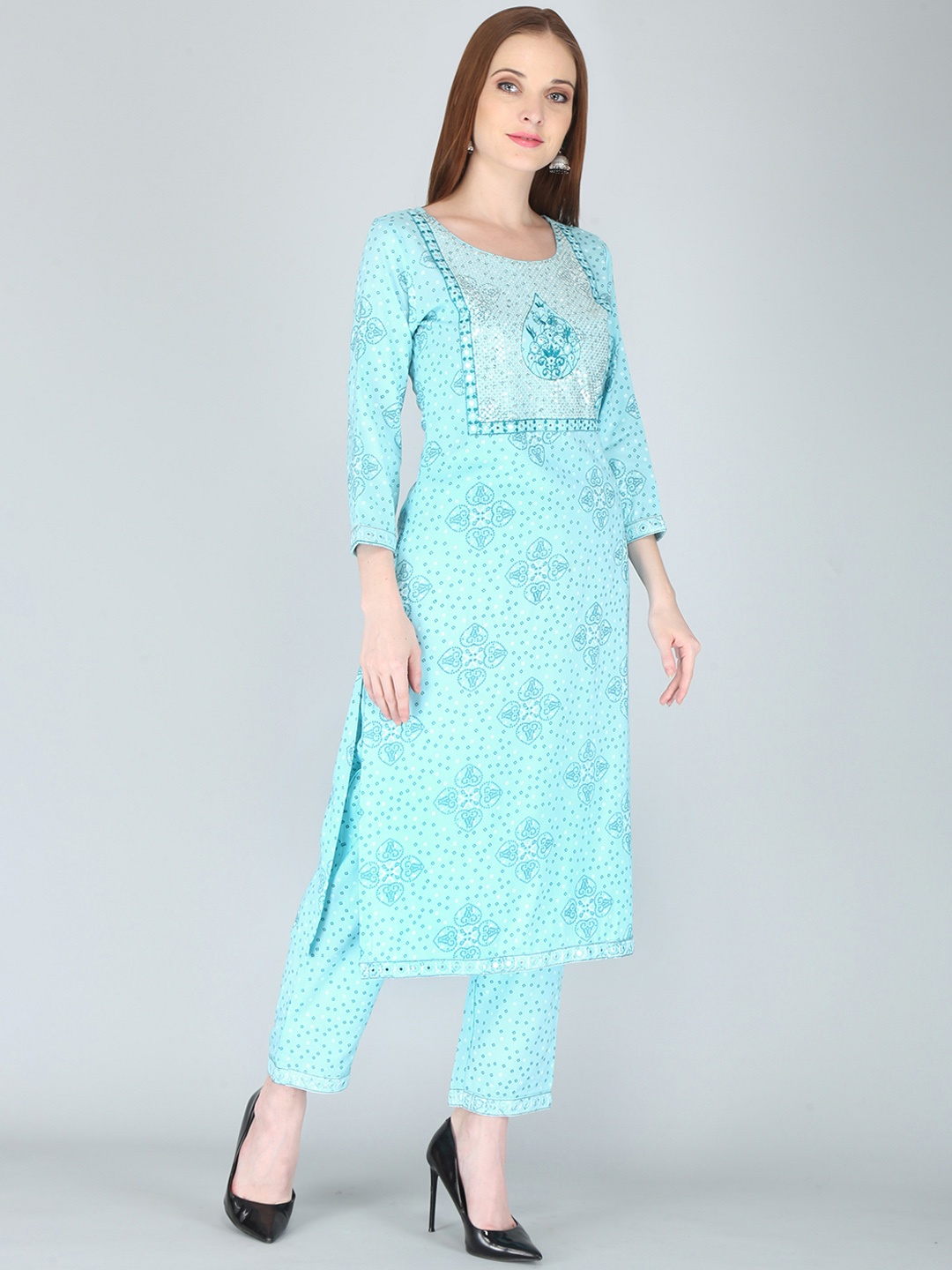 

IkDaiya Women Bandhani Printed Sequinned Kurta With Trousers & Dupatta, Blue