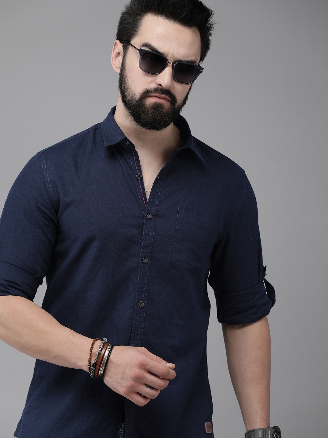 

The Roadster Lifestyle Co. Men Cotton Linen Opaque Casual Shirt, Navy blue