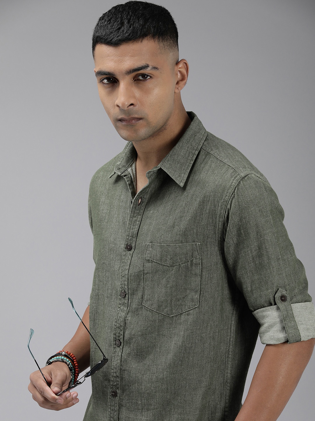 

The Roadster Lifestyle Co. Men Pure Cotton Casual Shirt, Olive