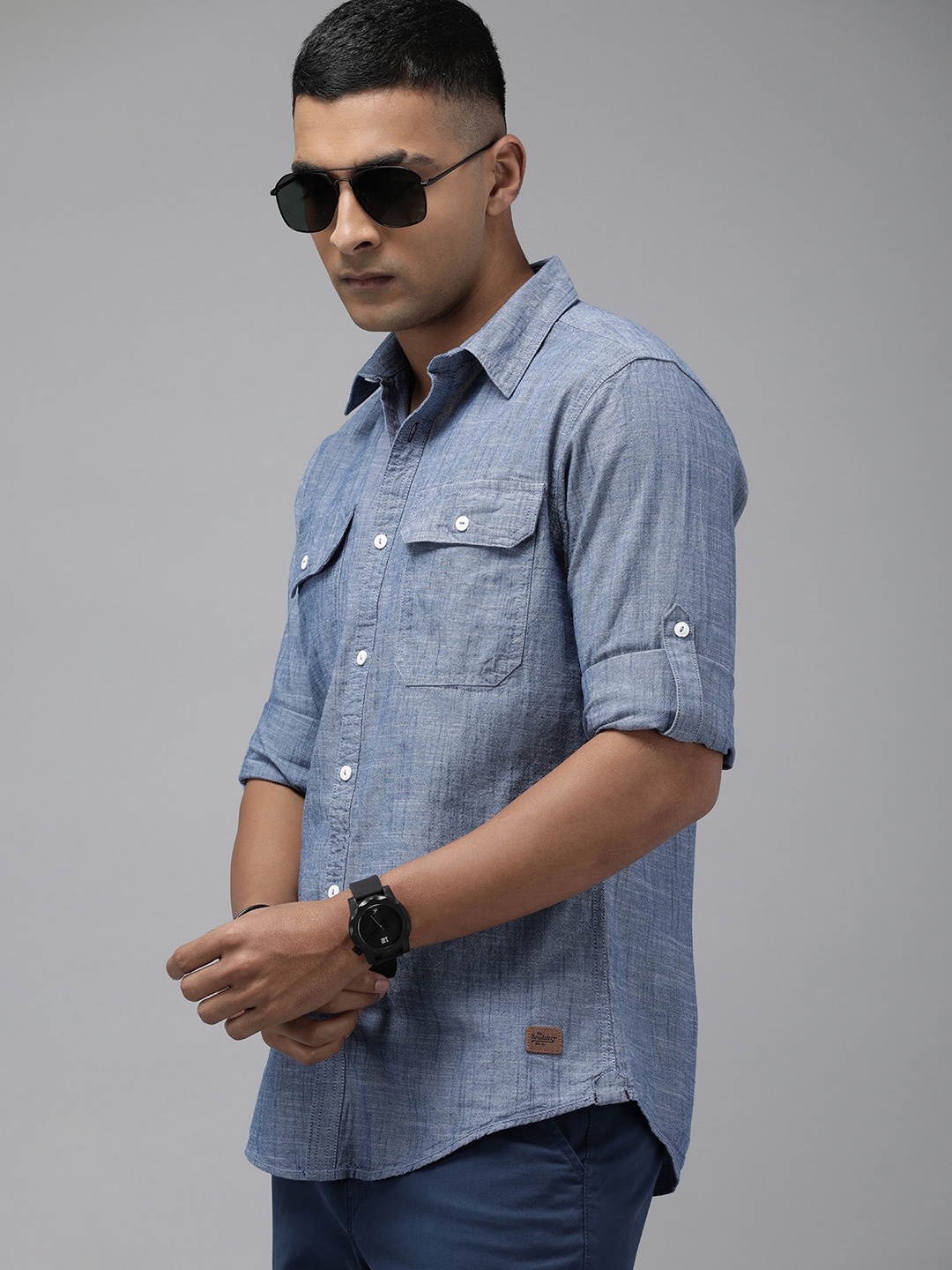 

The Roadster Lifestyle Co. Men Pure Cotton Casual Shirt, Blue