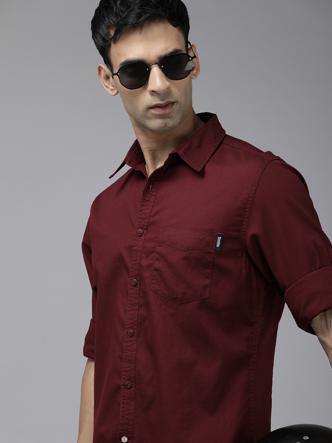 

The Roadster Lifestyle Co. Men Pure Cotton Casual Shirt, Maroon