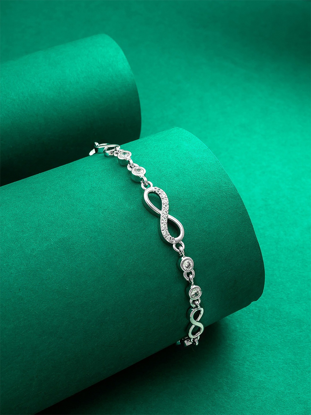 

aadita Women Silver-Plated Link Bracelet