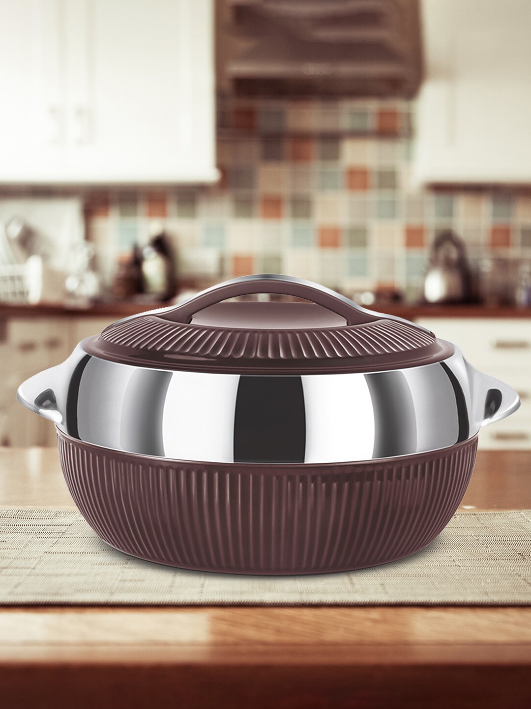 

Milton Fiesta 2500 Brown Insulated Inner Stainless Steel Casserole 2.24 L