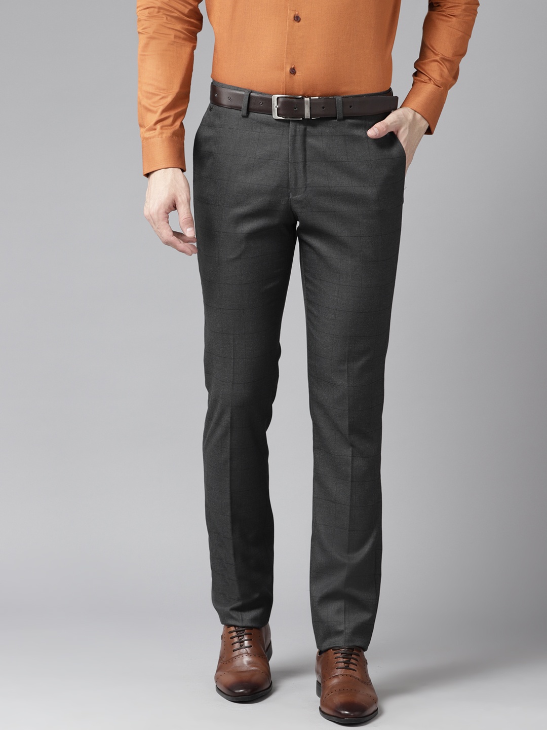 

Blackberrys Men Checked Tapered Fit Low-Rise Formal Trousers, Grey