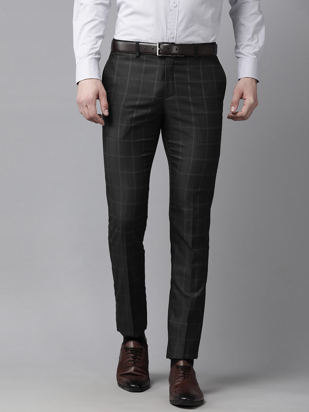 

Blackberrys Men Black Checked Tapered Fit Low-Rise Trousers