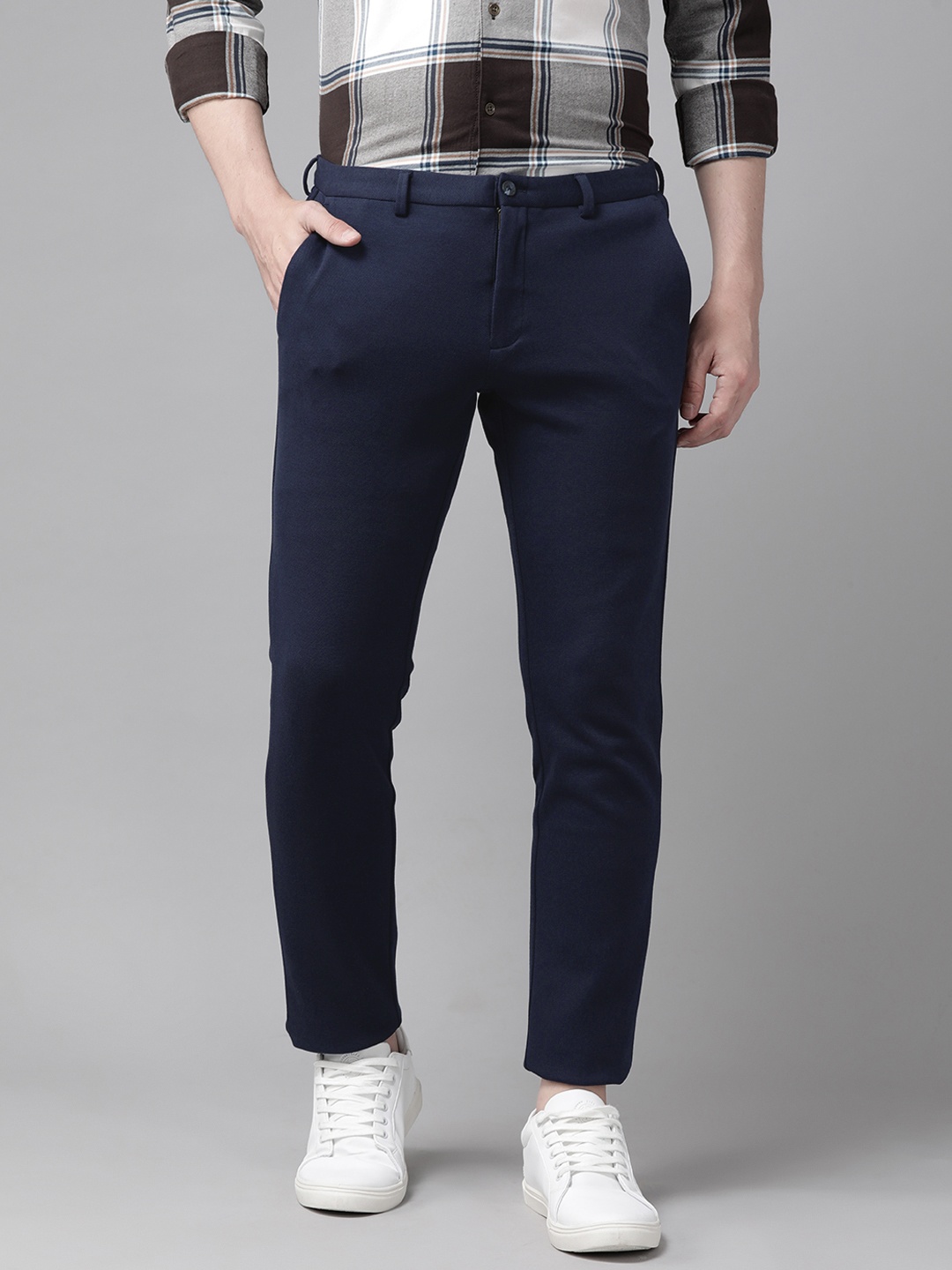 

Blackberrys Men Urban Solid Trousers, Navy blue