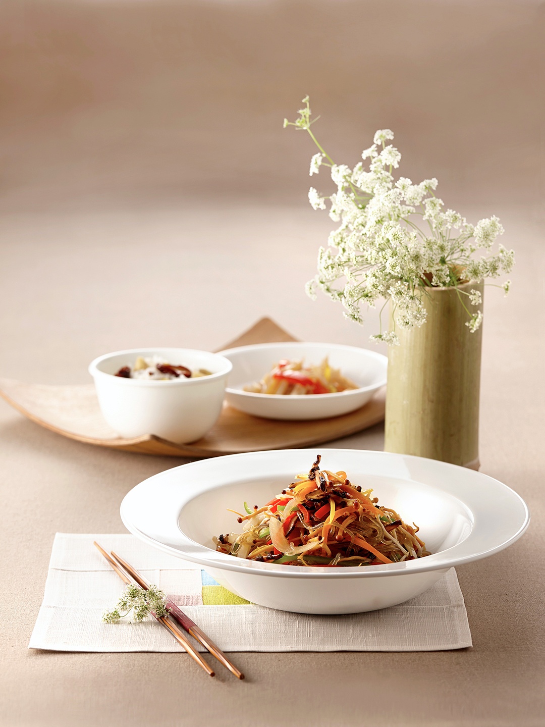 

Corelle Livingware White 2 Piece Vitrelle Glass Bowls 950 ml Each