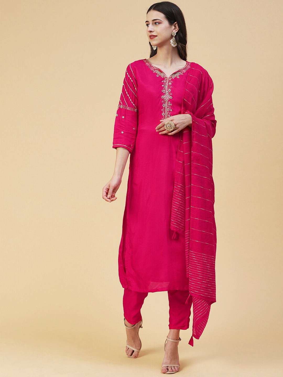 

FASHOR Women Ethnic Motifs Embroidered Gotta Patti Kurta with Trousers & Dupatta, Magenta