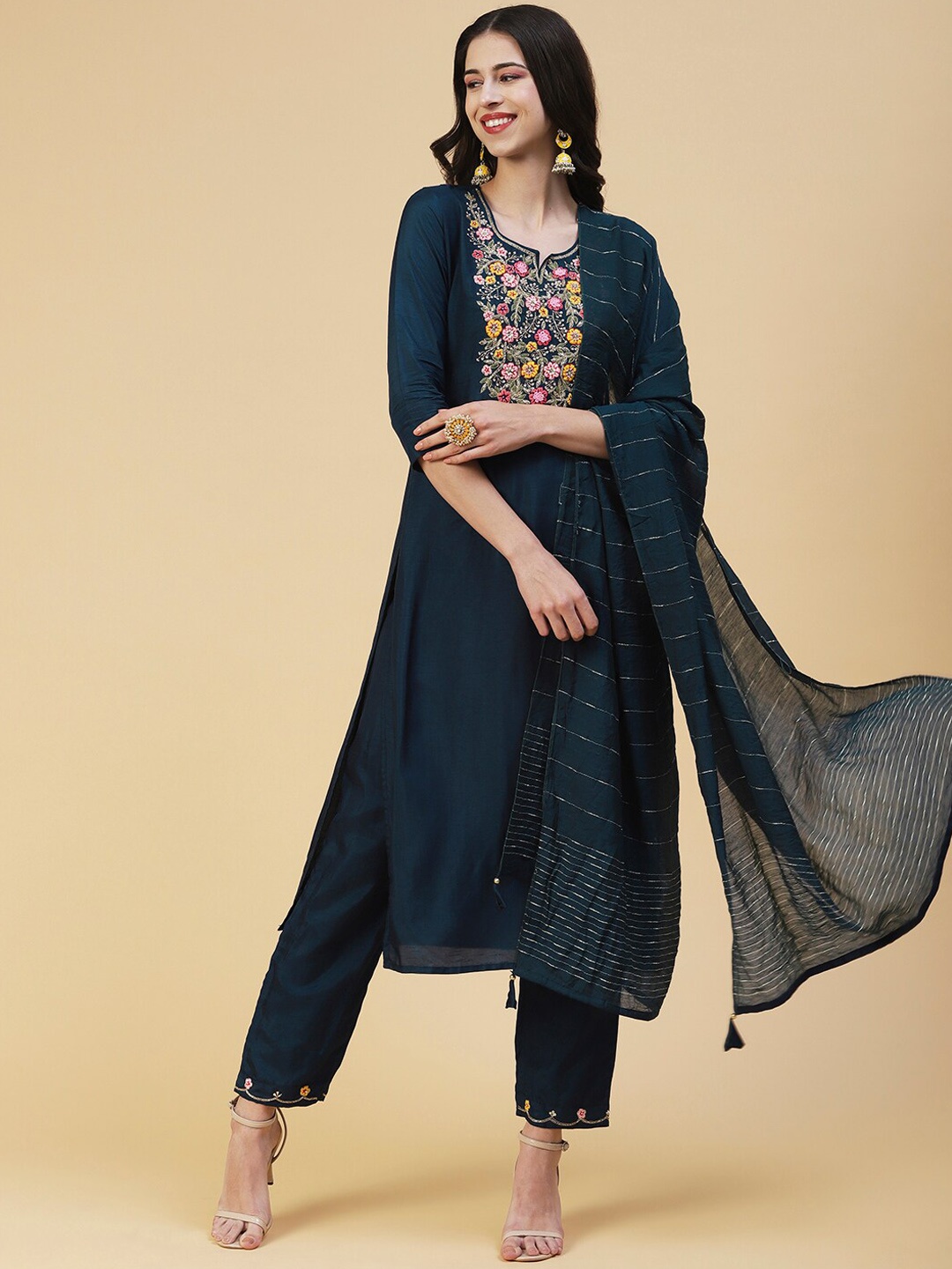 

FASHOR Women Floral Embroidered Kurta with Trousers & Dupatta, Teal