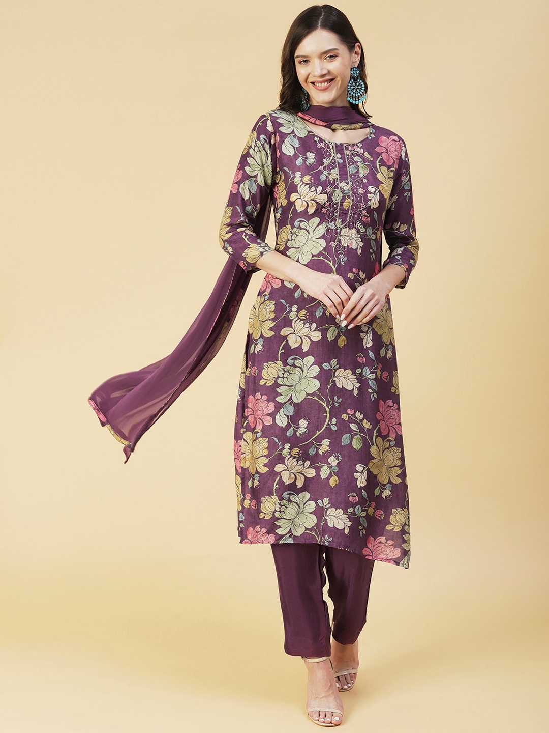 

FASHOR Women Floral Printed Kurta with Trousers & Dupatta, Mauve