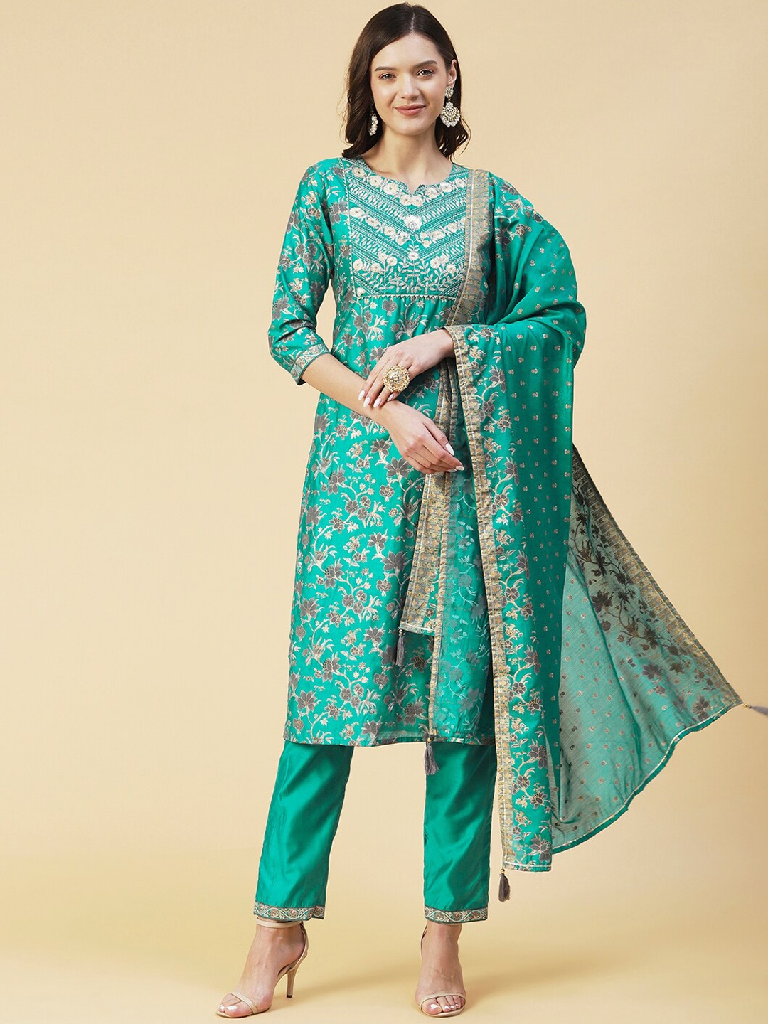 

FASHOR Embroidered Straight Kurta with Trousers & With Dupatta, Green
