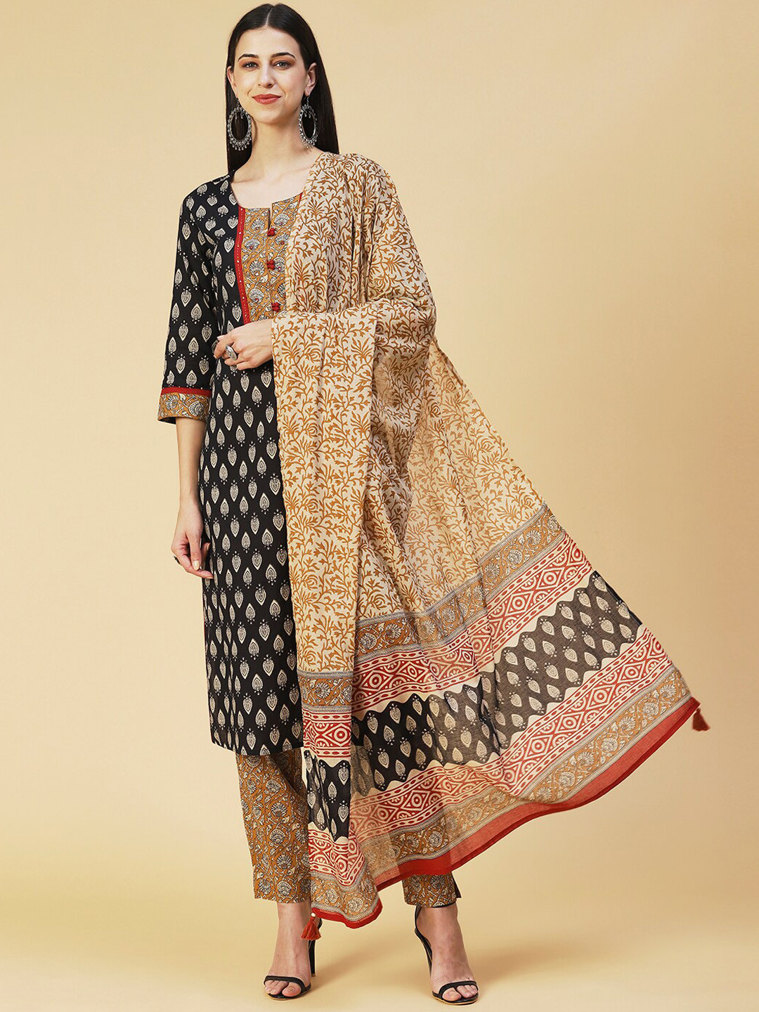 

FASHOR Women Ethnic Motifs Printed Pure Cotton Kurta with Trousers & Dupatta, Black
