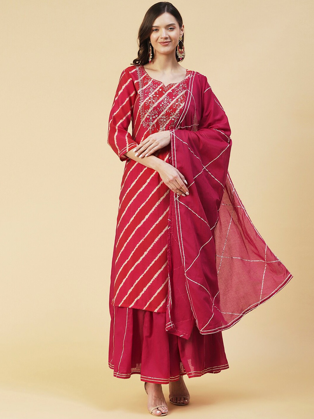 

FASHOR Leheriya Printed Kurta with Skirt & With Dupatta, Red