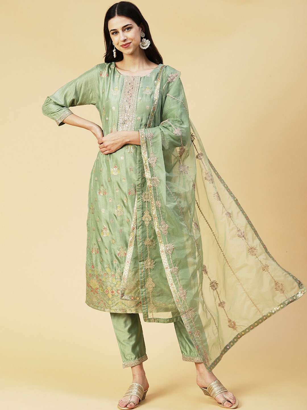 

FASHOR Women Ethnic Motifs Embroidered Kurta with Trousers & With Dupatta, Green