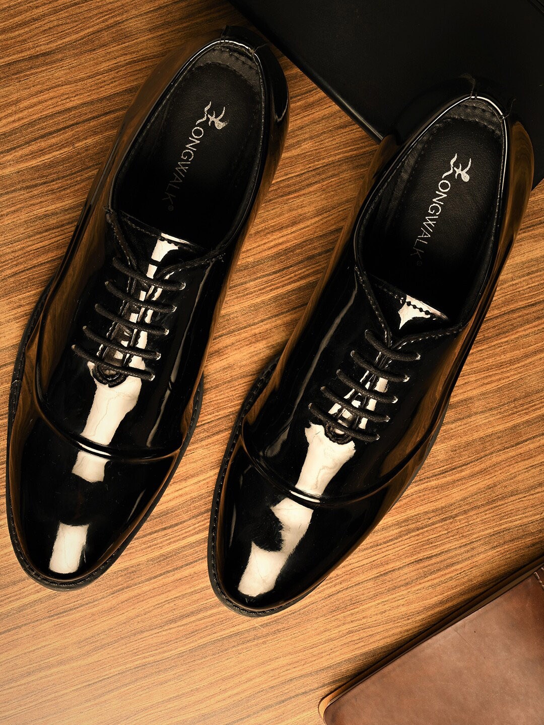 

Longwalk Men Lace-Ups Formal Derbys, Black