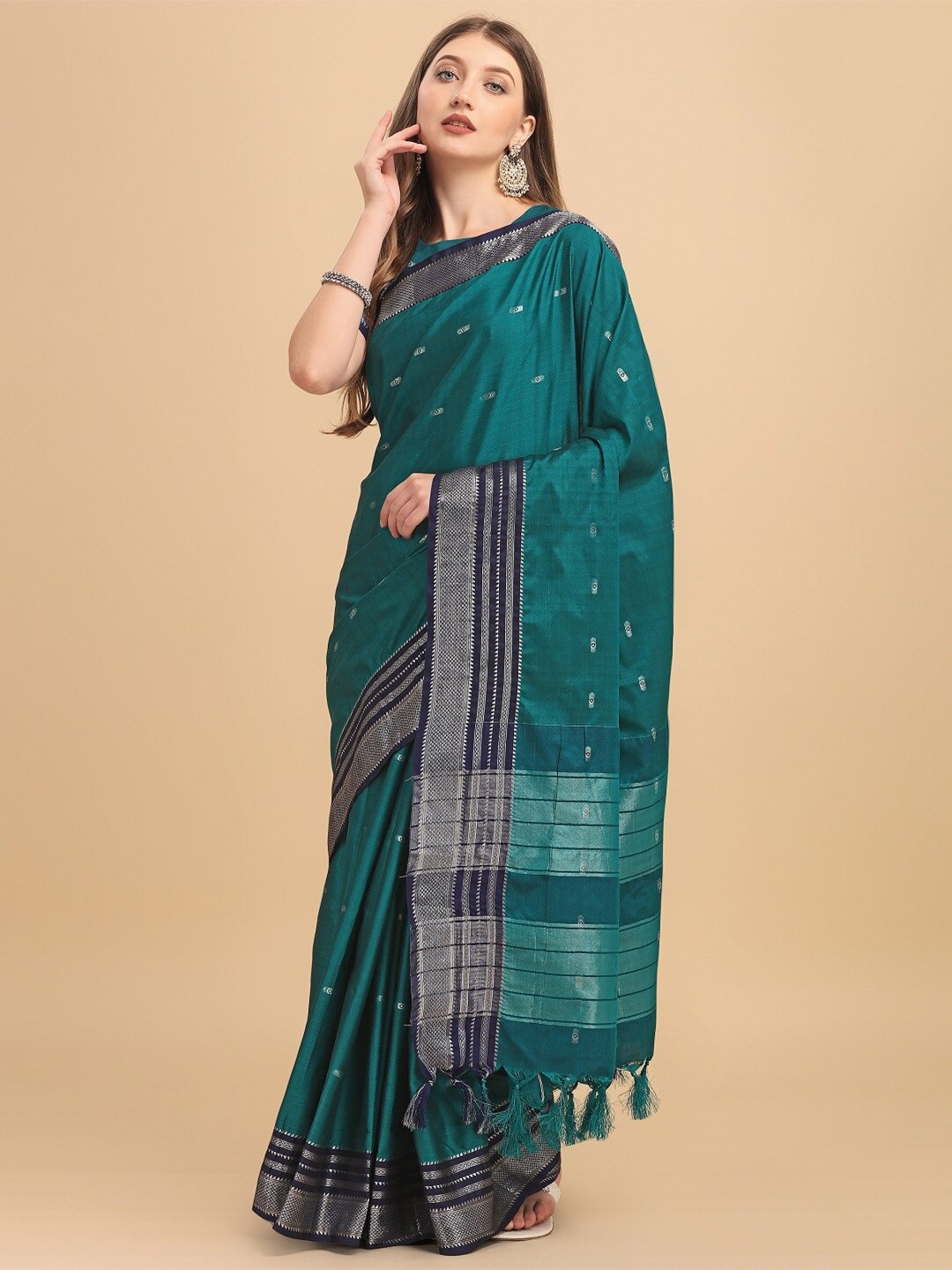 

Naishu Trendz Zari Border Kanjeevaram Pure Silk Saree, Teal
