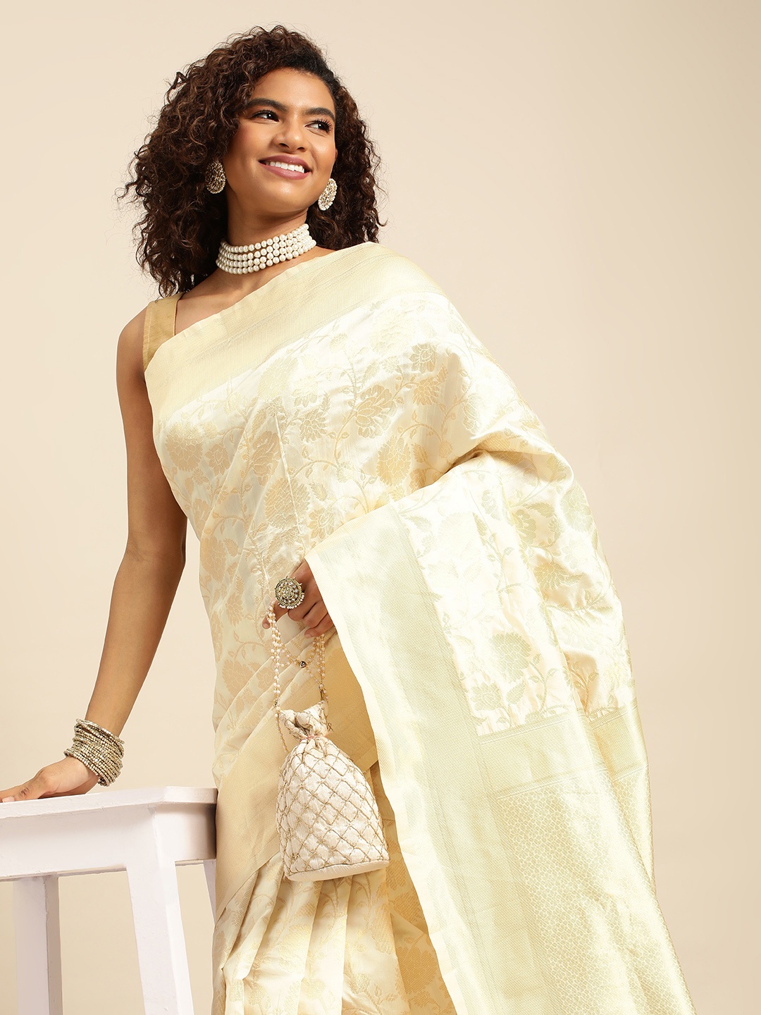 

APPLIX STYLE Woven Design Ethnic Motifs Zari Pure Silk Banarasi Saree, White