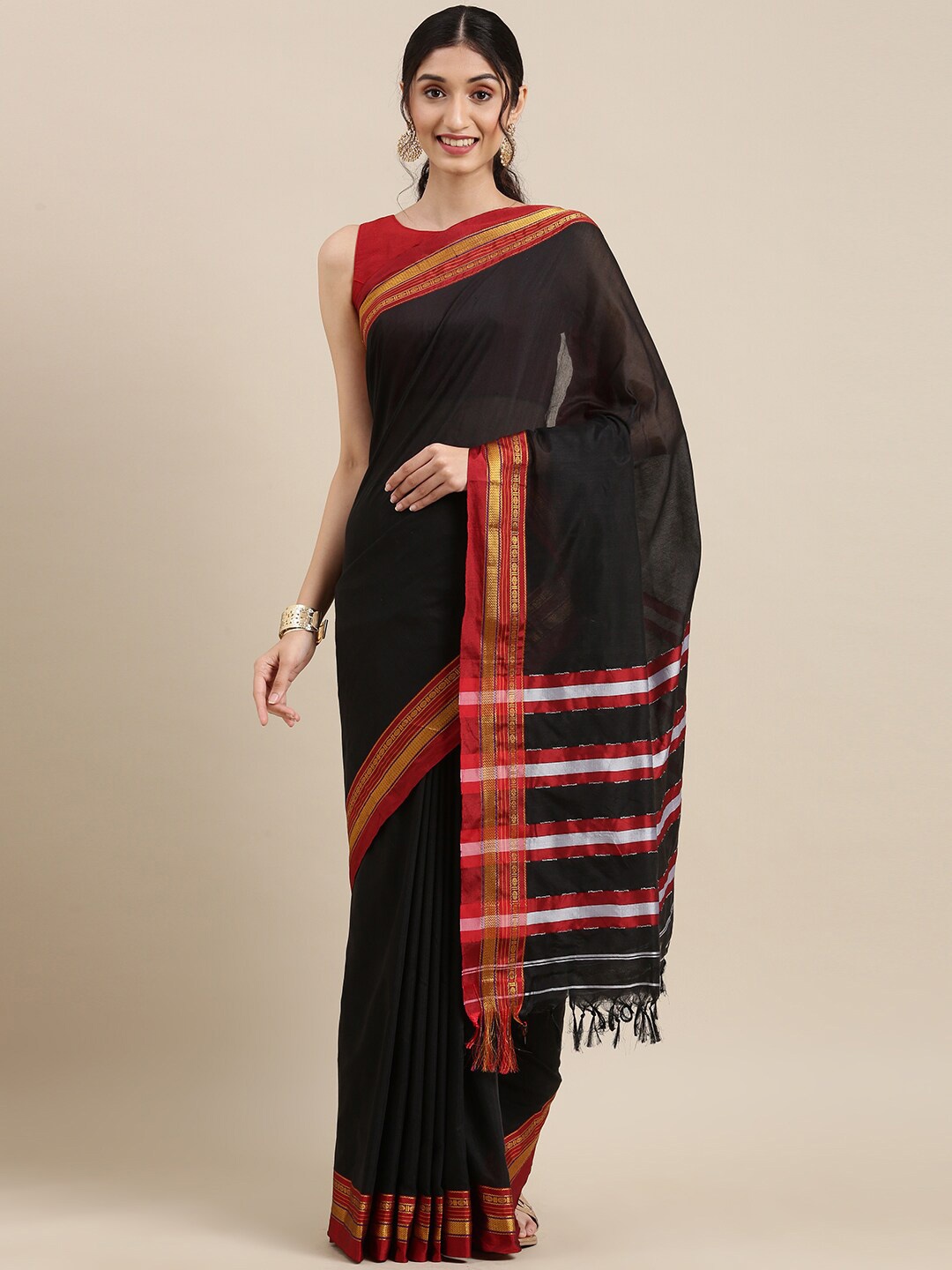 

Pavechas Zari Pure Cotton Paithani Saree, Black