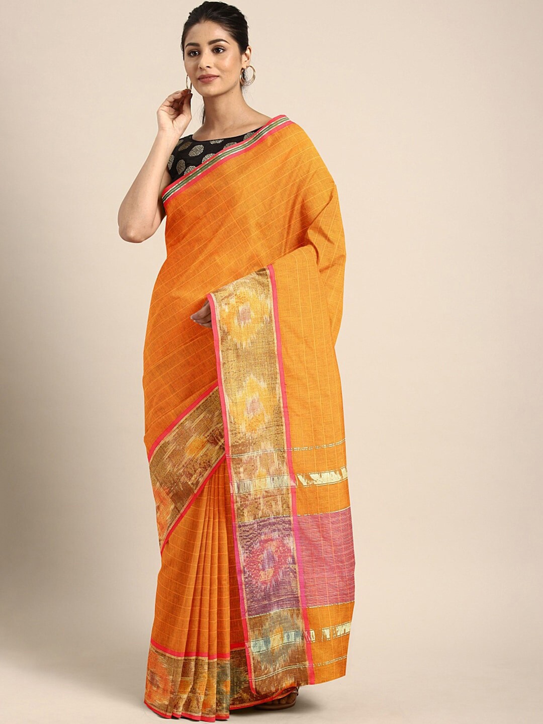

Pavechas Gold-Toned & Red Checked Zari Pure Cotton Pochampally Saree