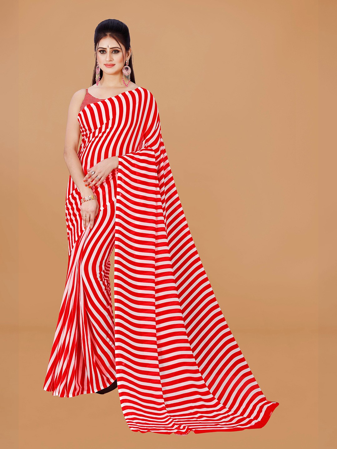 

KALINI Striped Pure Georgette Saree, Red