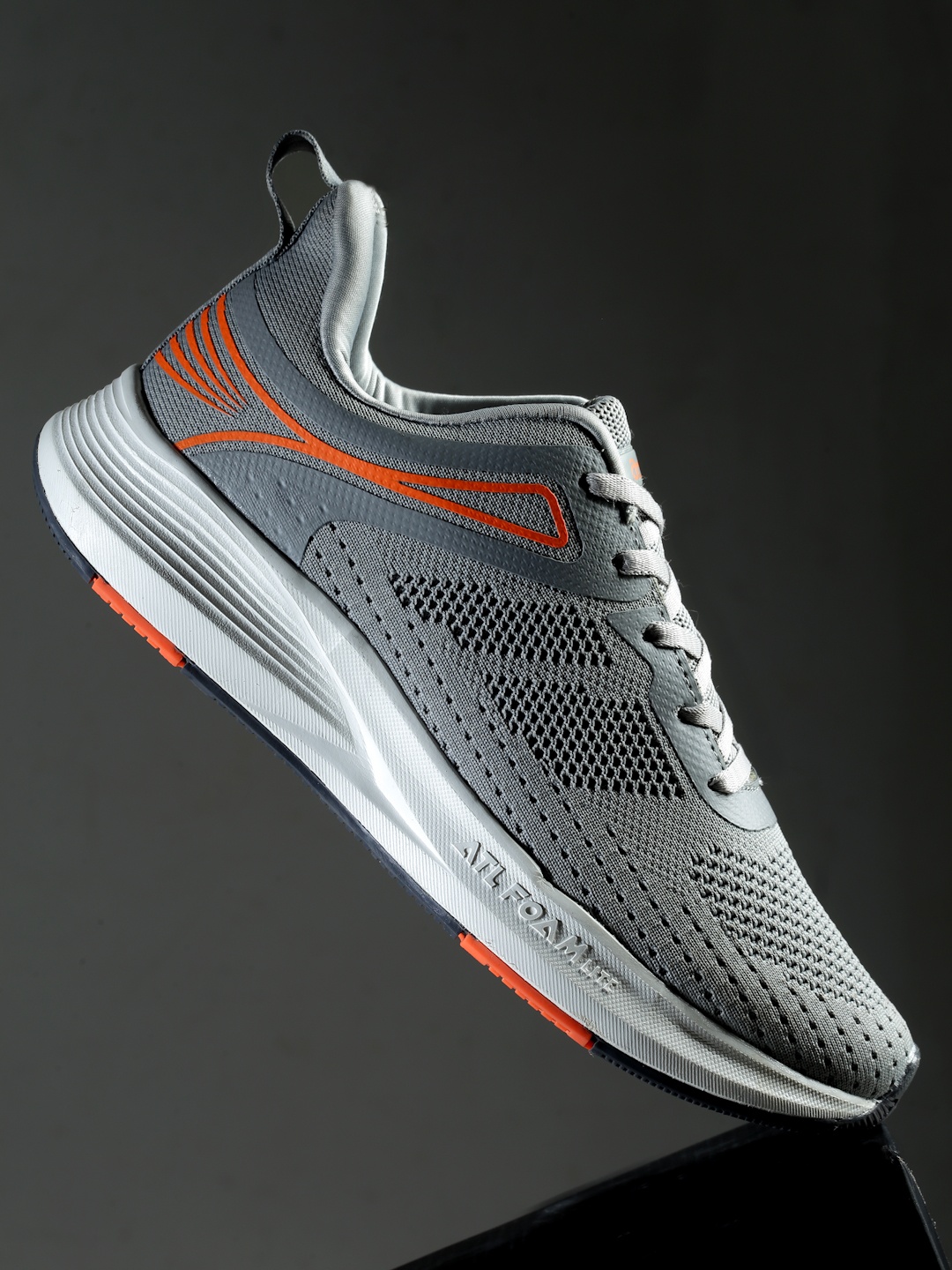 

Action Men Athleo ATG Non-Marking Running Shoes, Grey