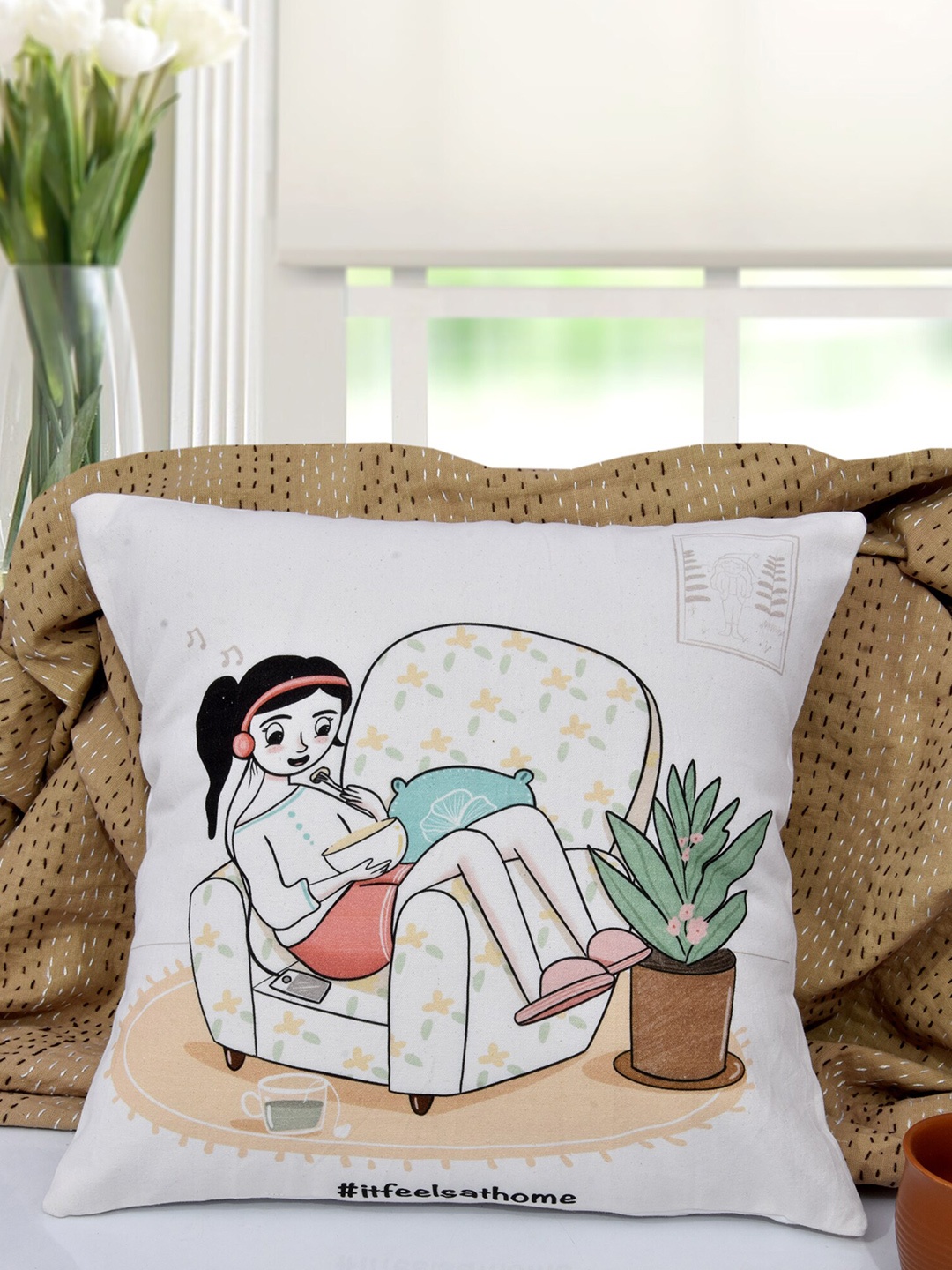 

EverHOME White & Brown Graphic Printed Cotton Square Cushion Cover