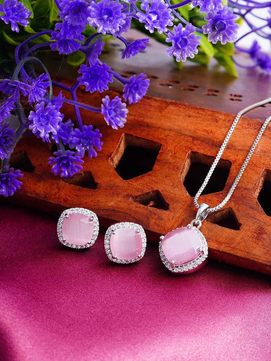 

Urmika Artificial Stones Studded Pendant With Earrings, Silver