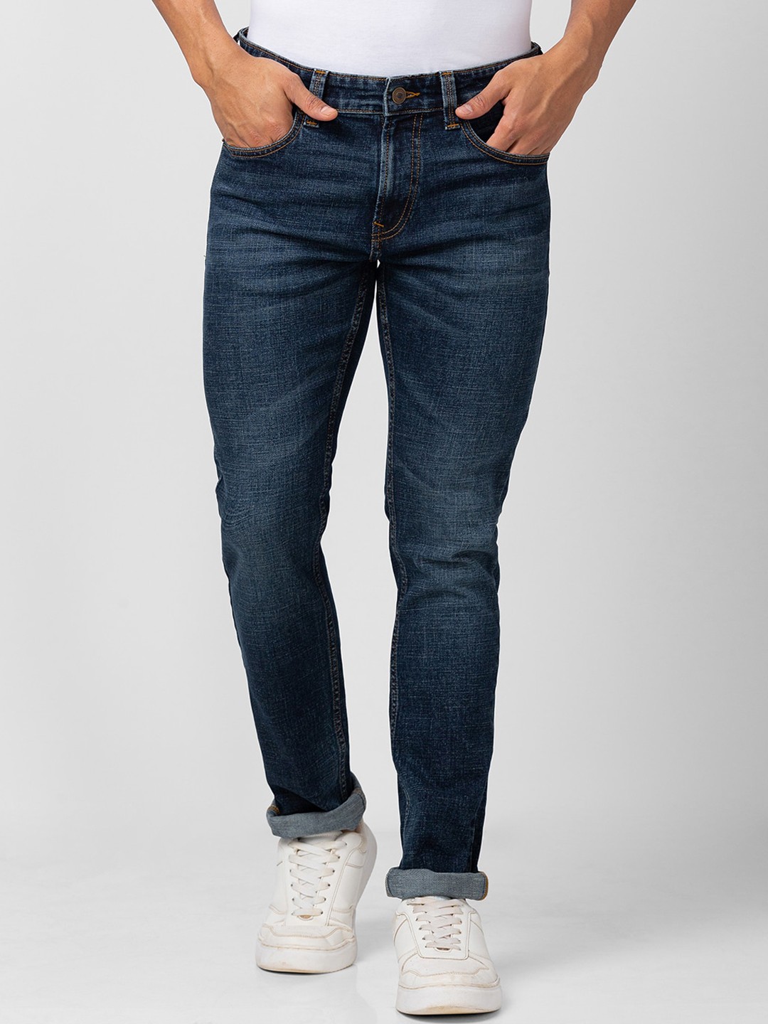 

SPYKAR Men Light Fade Stretchable Jeans, Blue