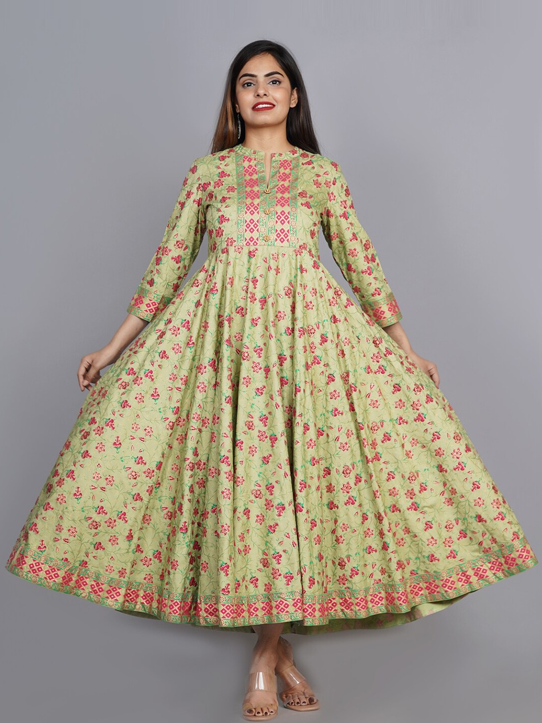 

KALINI Women Floral Printed Anarkali Kurta, Green