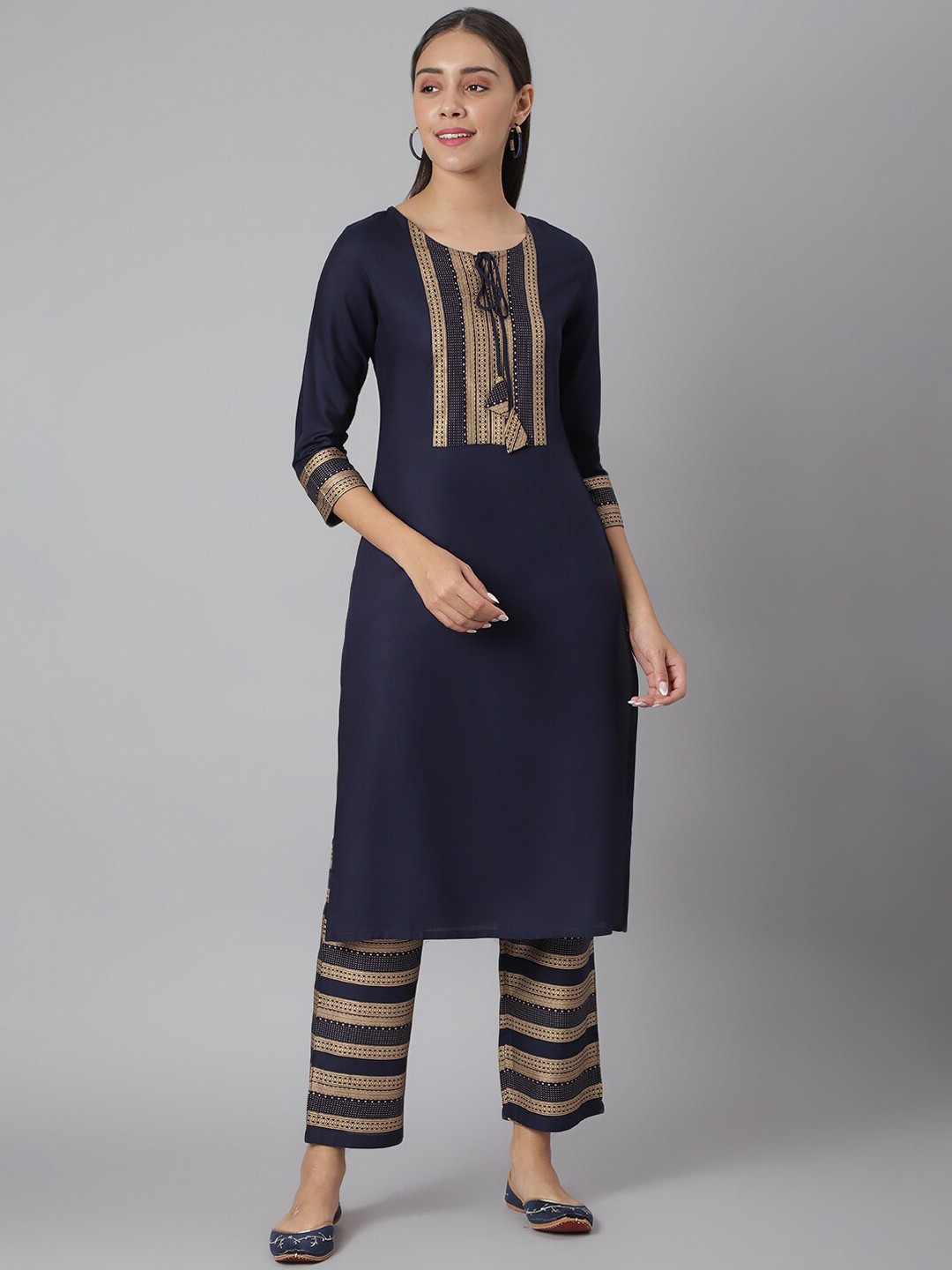 

Khushal K Women Printed Kurta with Trousers, Blue