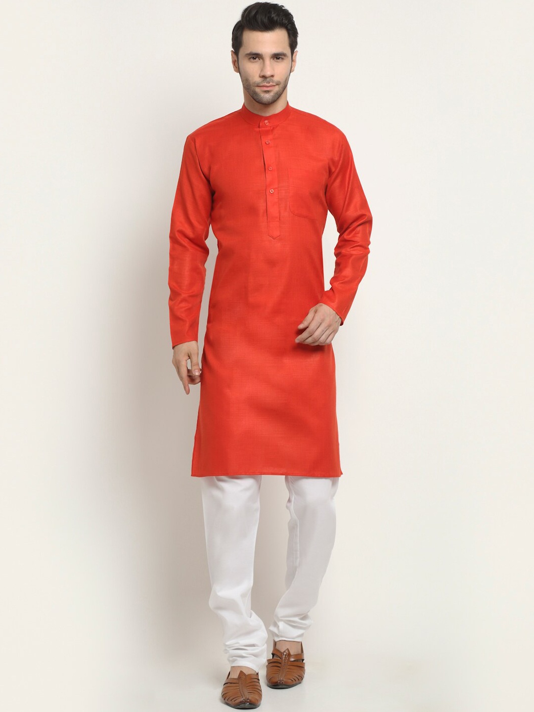 

NEUDIS Men Pure Cotton Kurta with Churidar, Red