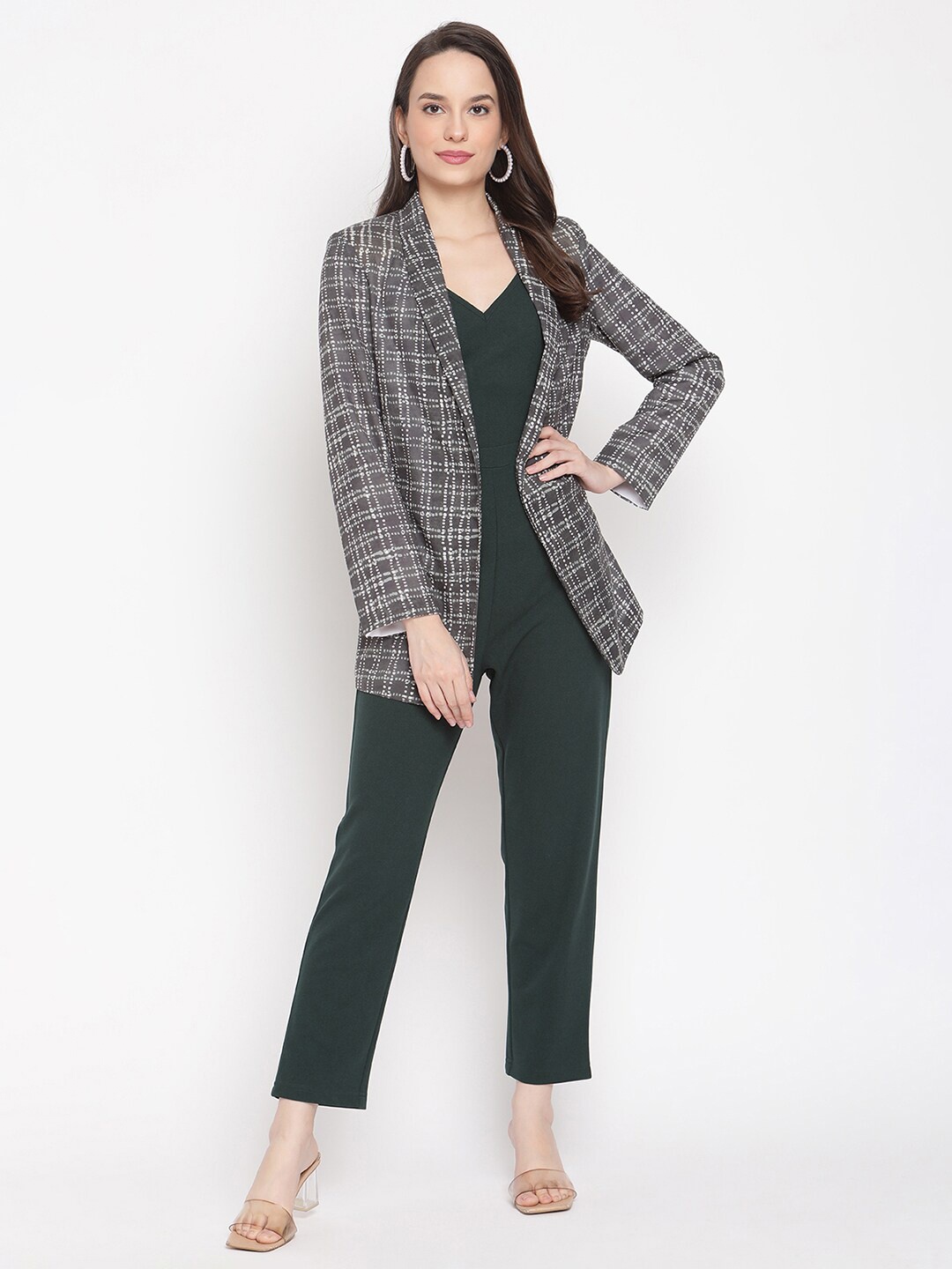 

Zima Leto Women Green Top & Trousers With Jacket