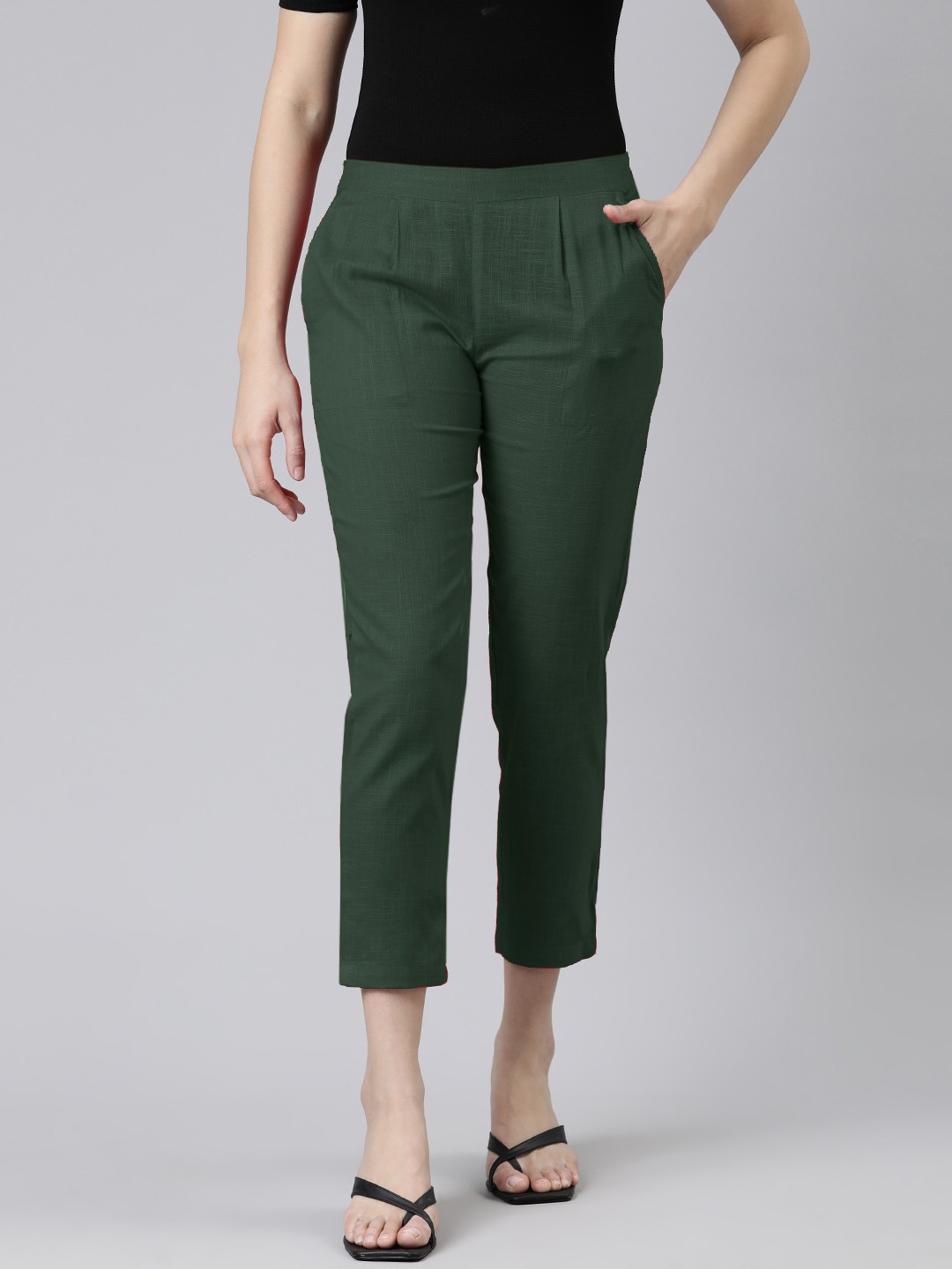 

KALINI Solid Pleated Cotton Trousers, Green