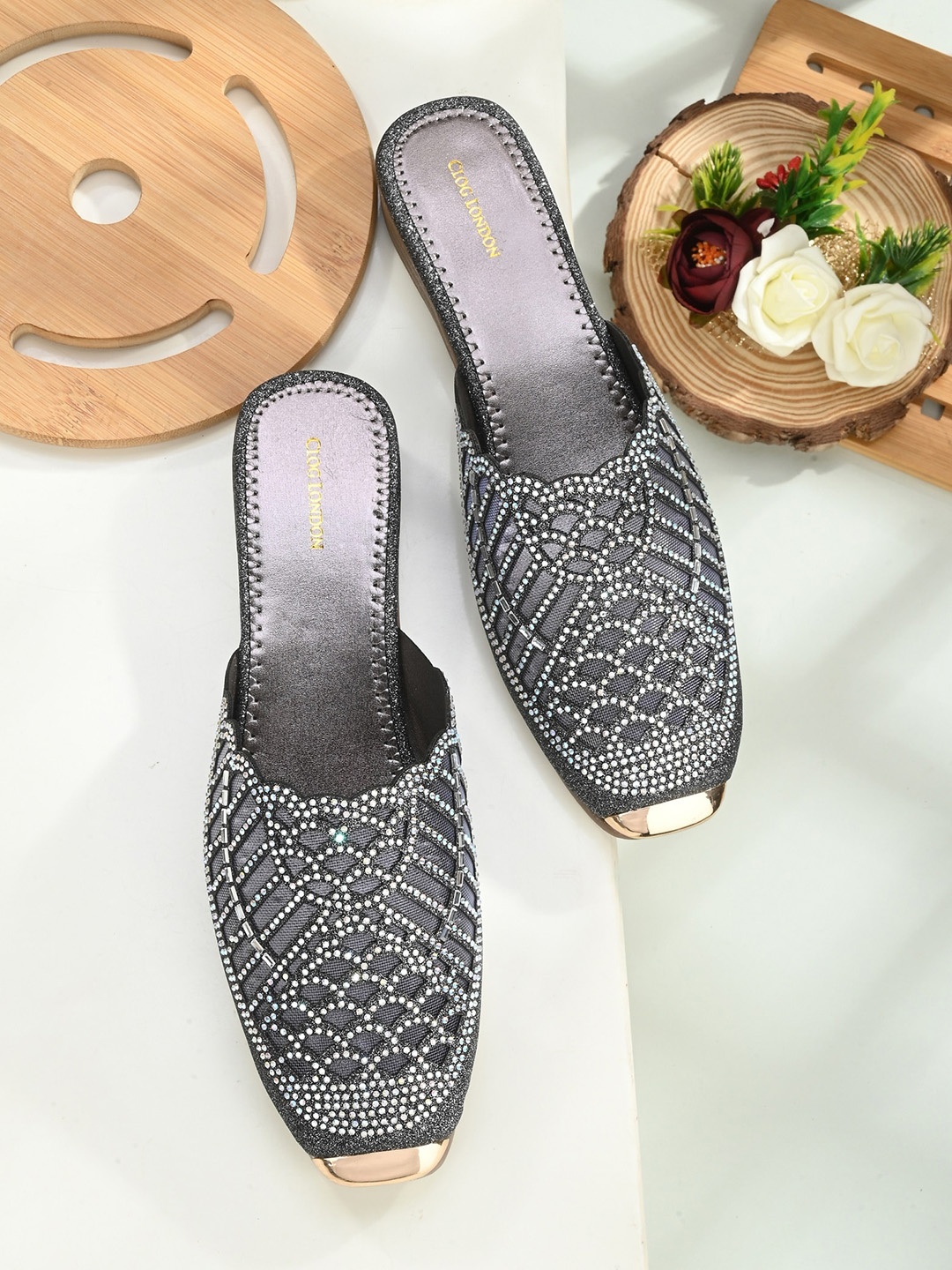 

CLOG LONDON Women Ethnic Block Mules, Grey