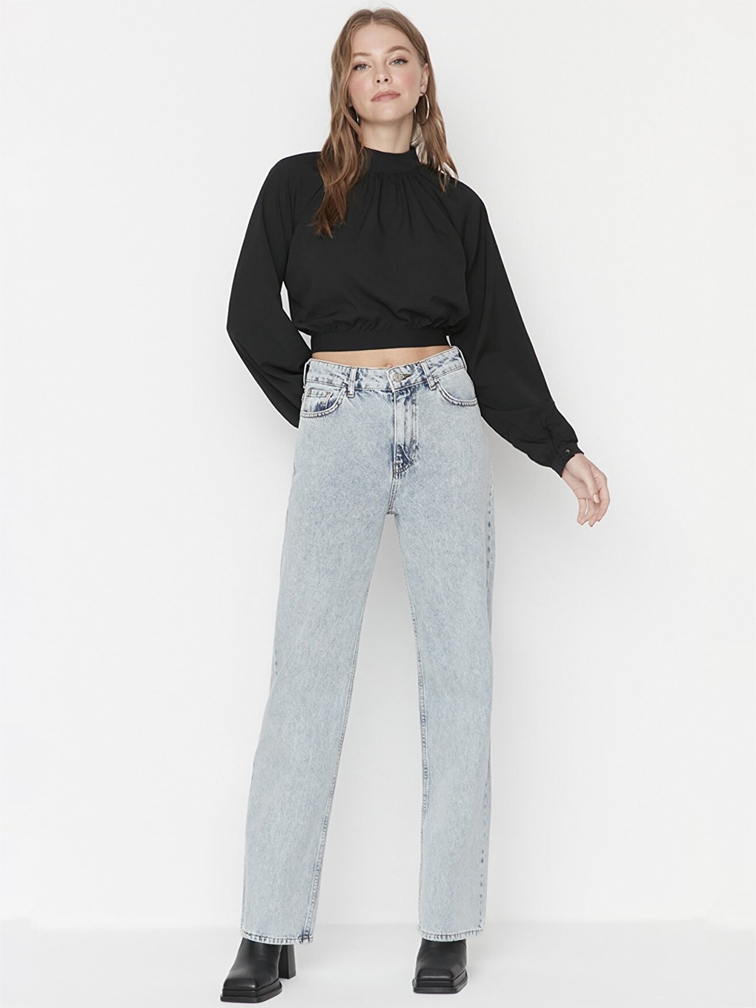 

Trendyol Women Heavy Fade Cotton Jeans, Blue