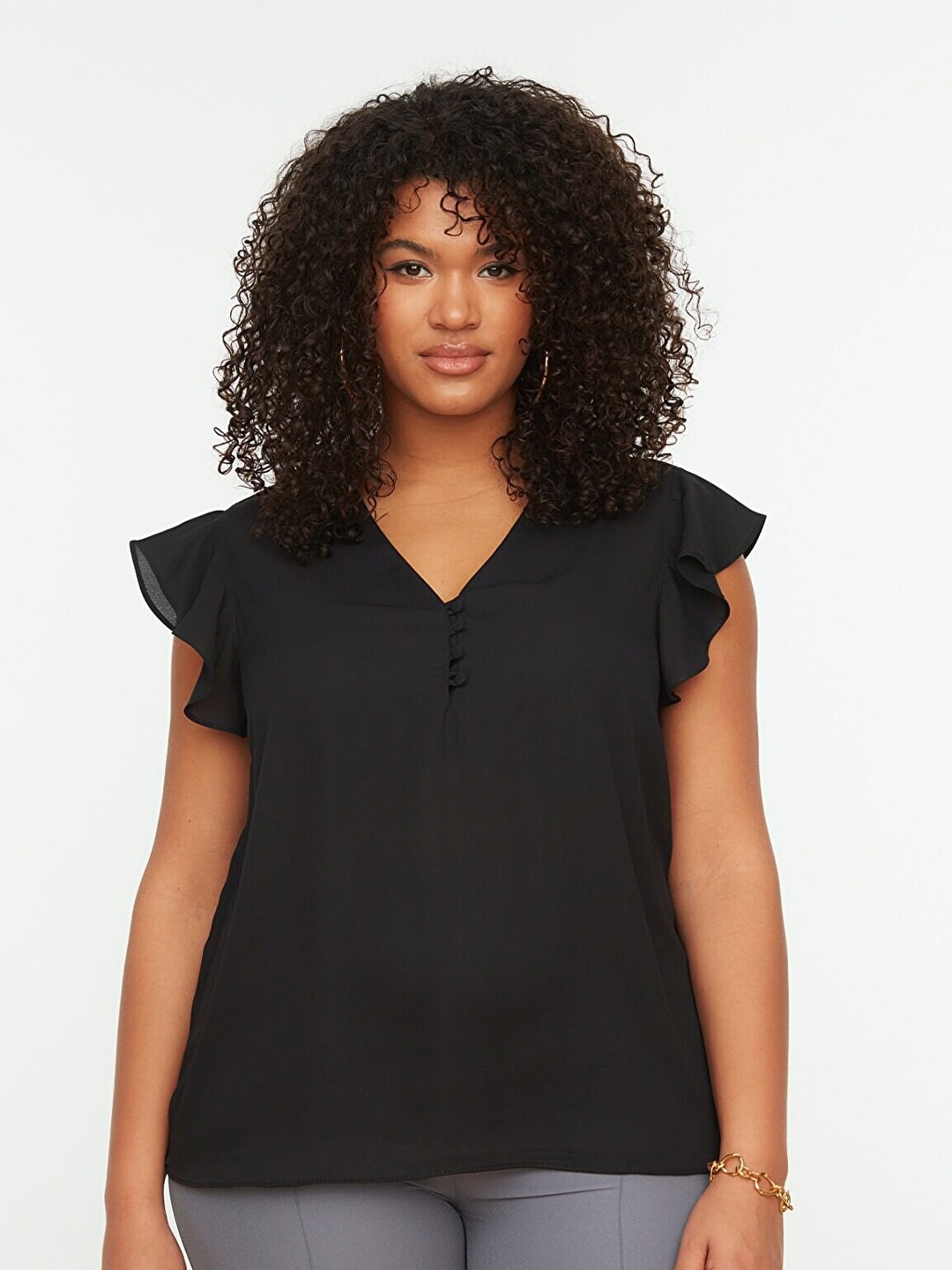 

Trendyol Plus Size Ruffles Top, Black