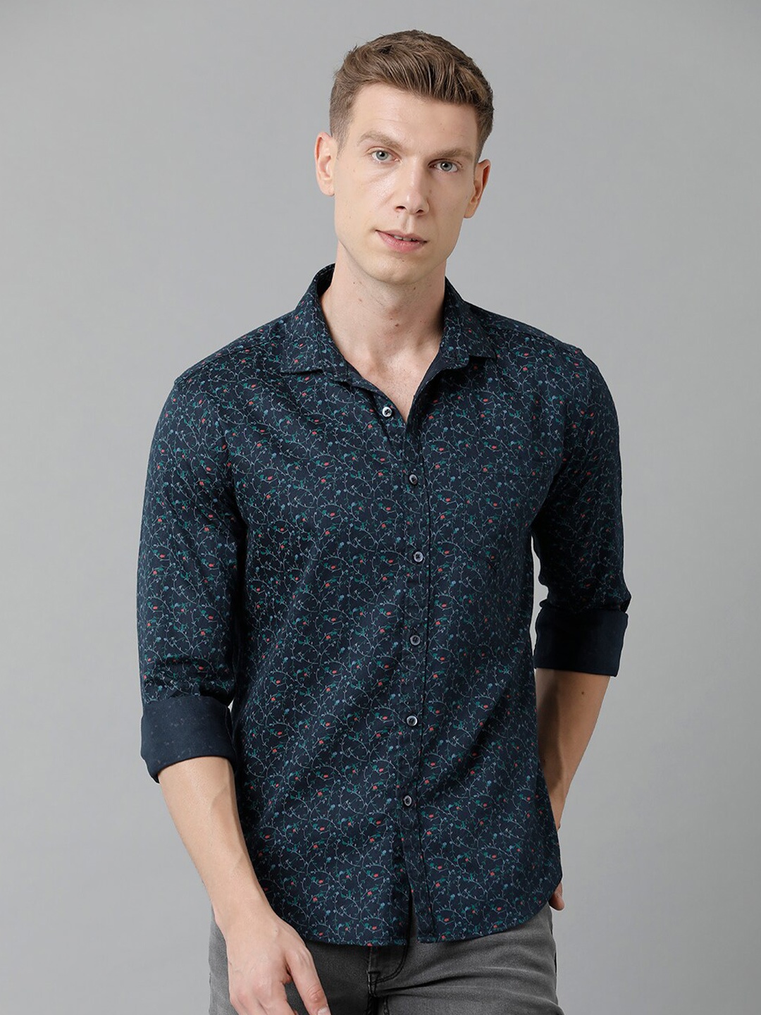 

YOVISH Men Floral Printed Spread Collar Cotton Shirt, Navy blue