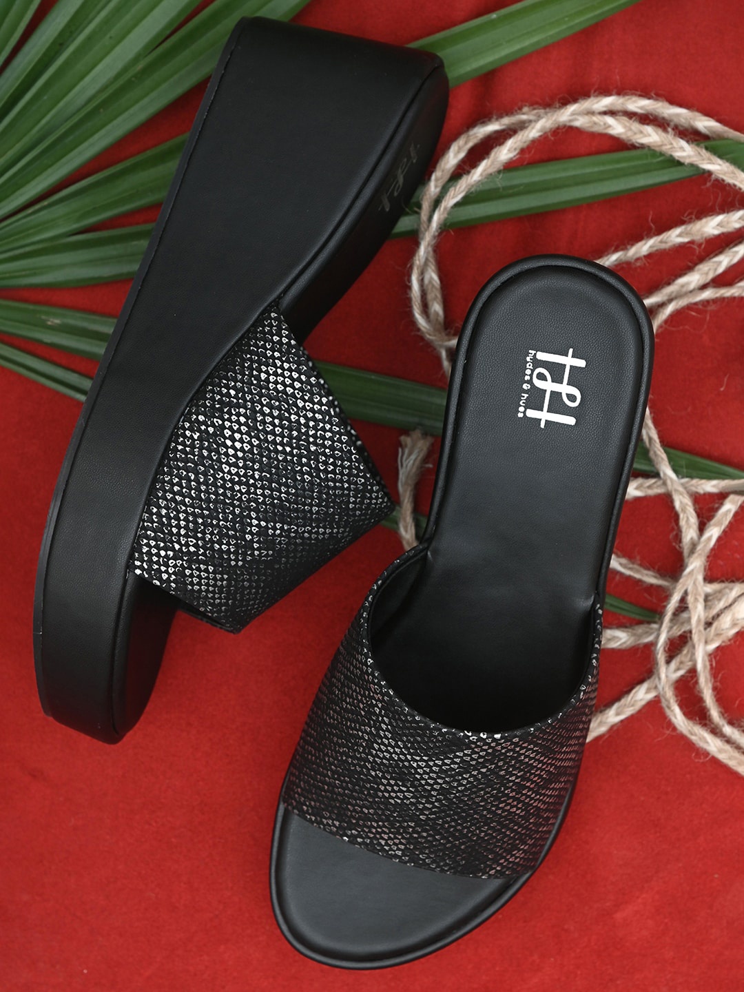 

Hydes N Hues Women Party Block Mules, Silver