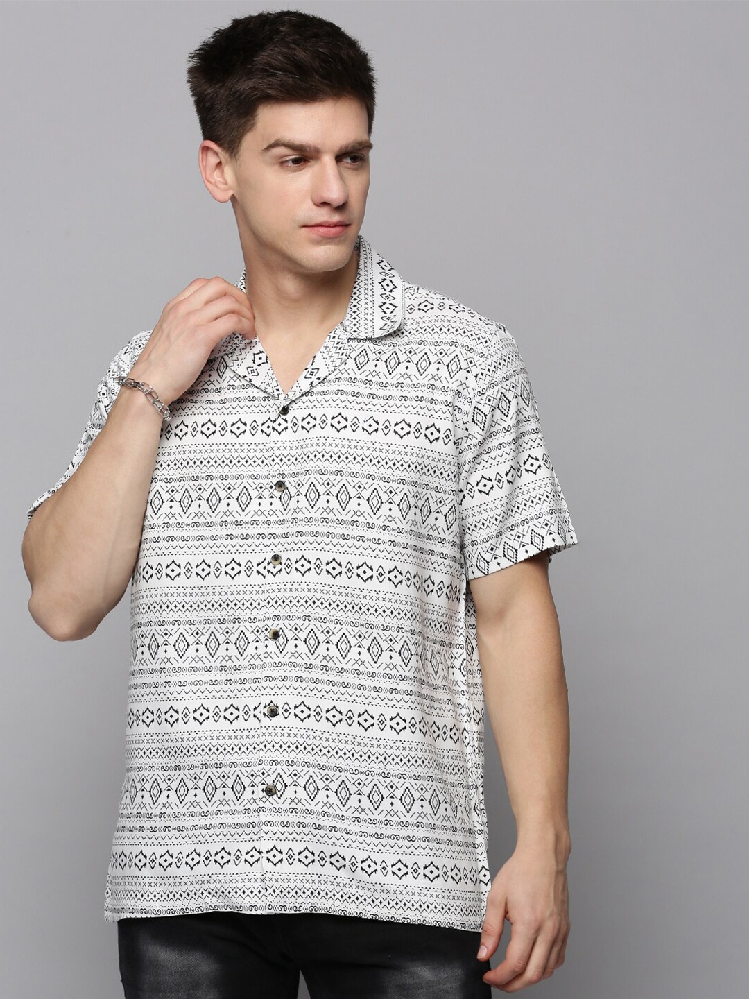 

SHOWOFF Men Comfort Printed Casual Cotton Shirt, White