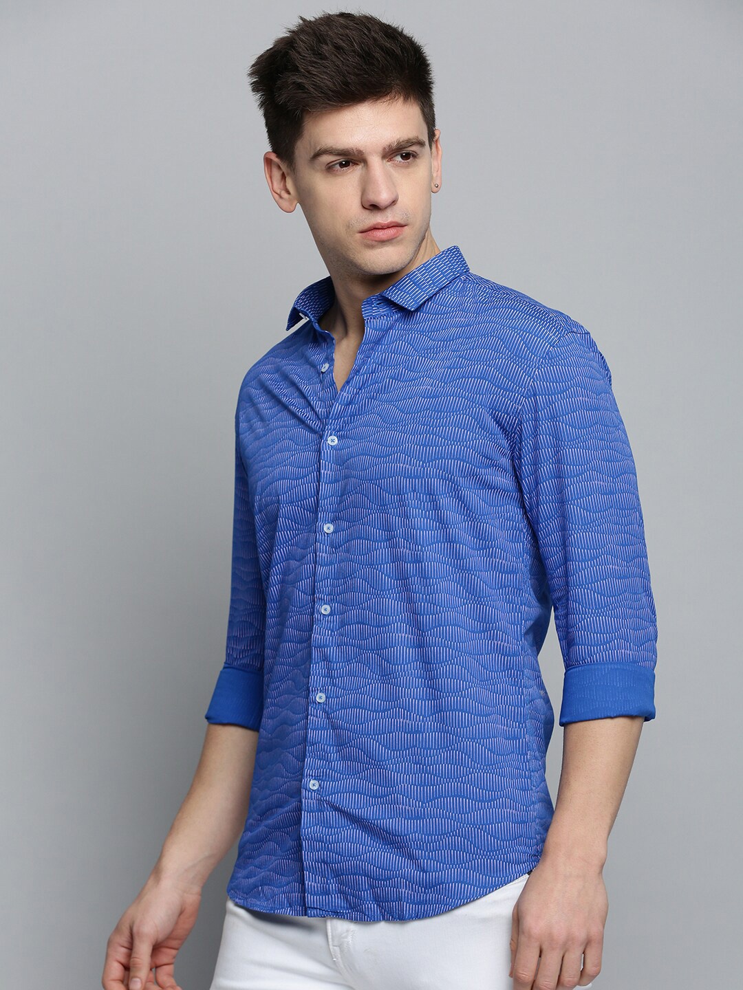 

SHOWOFF Men Comfort Printed Casual Cotton Shirt, Blue