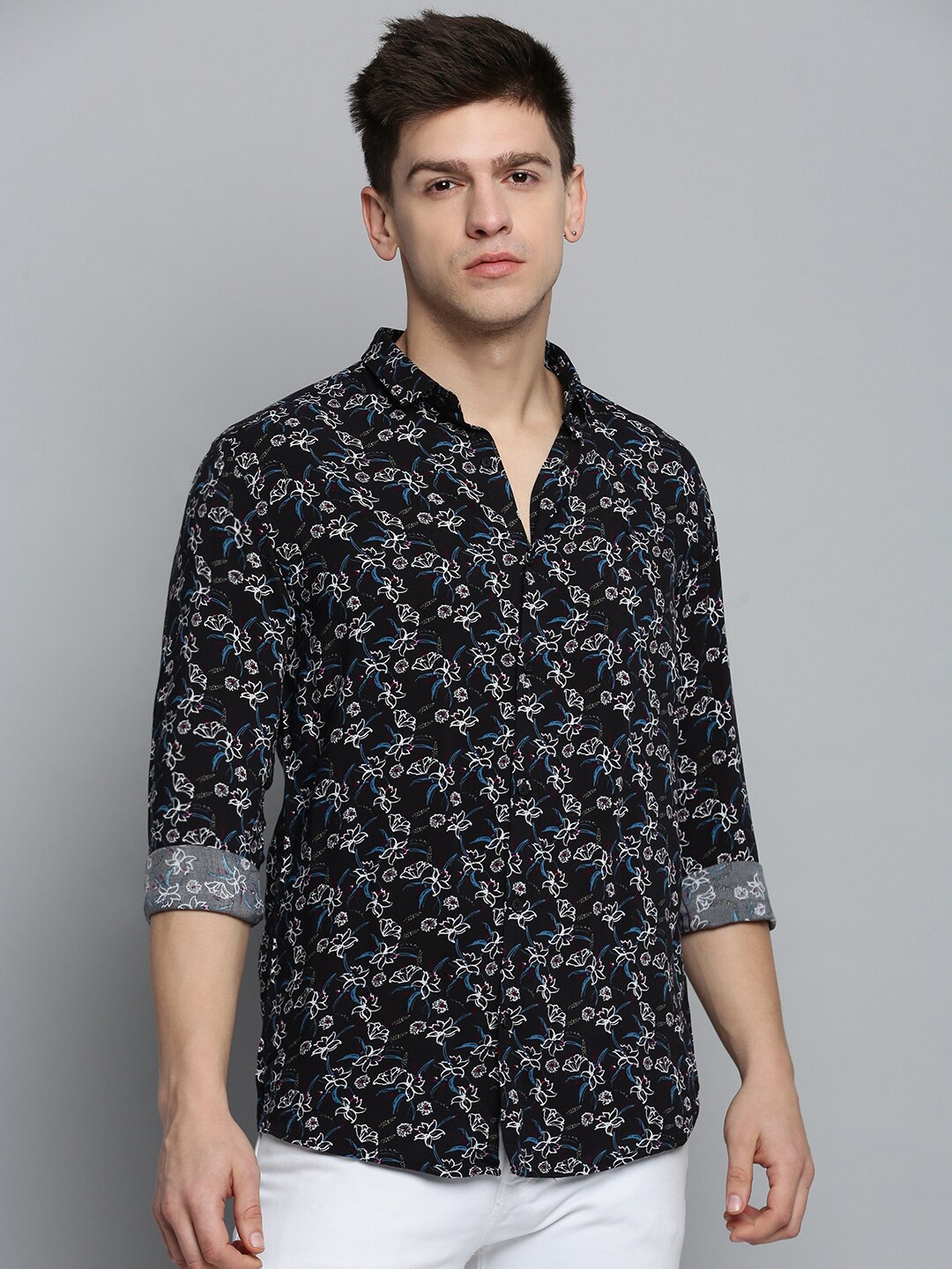 

SHOWOFF Men Comfort Floral Printed Casual Shirt, Black