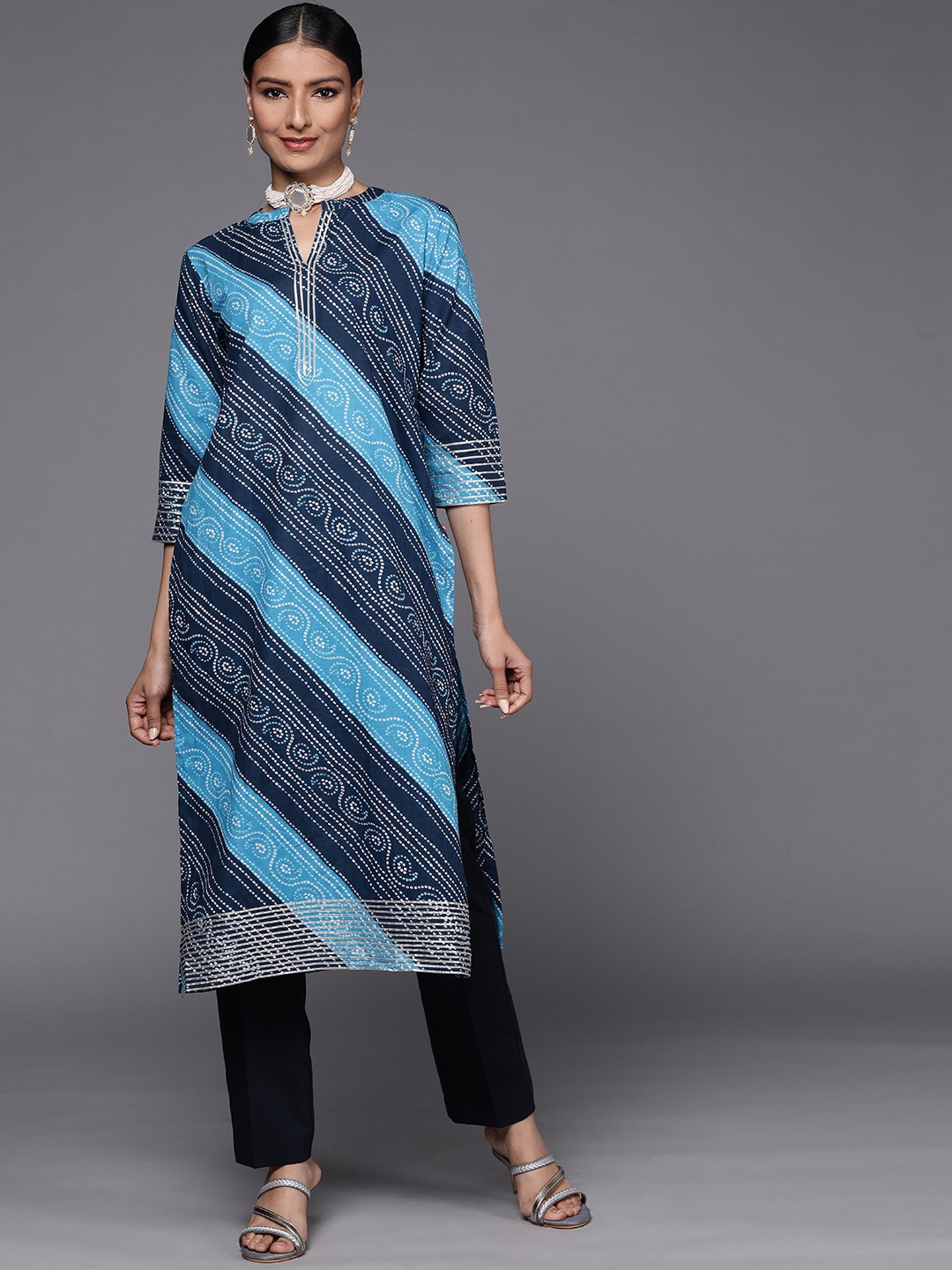 

KALINI Women Bandhani Printed Pure Cotton Kurta, Navy blue