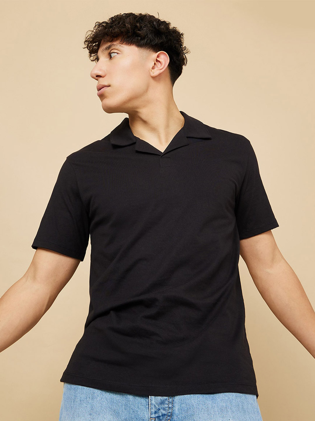 

Styli Men Solid Cuban Style Polo Collar Knitted Cotton Jersey T-shirt, Black